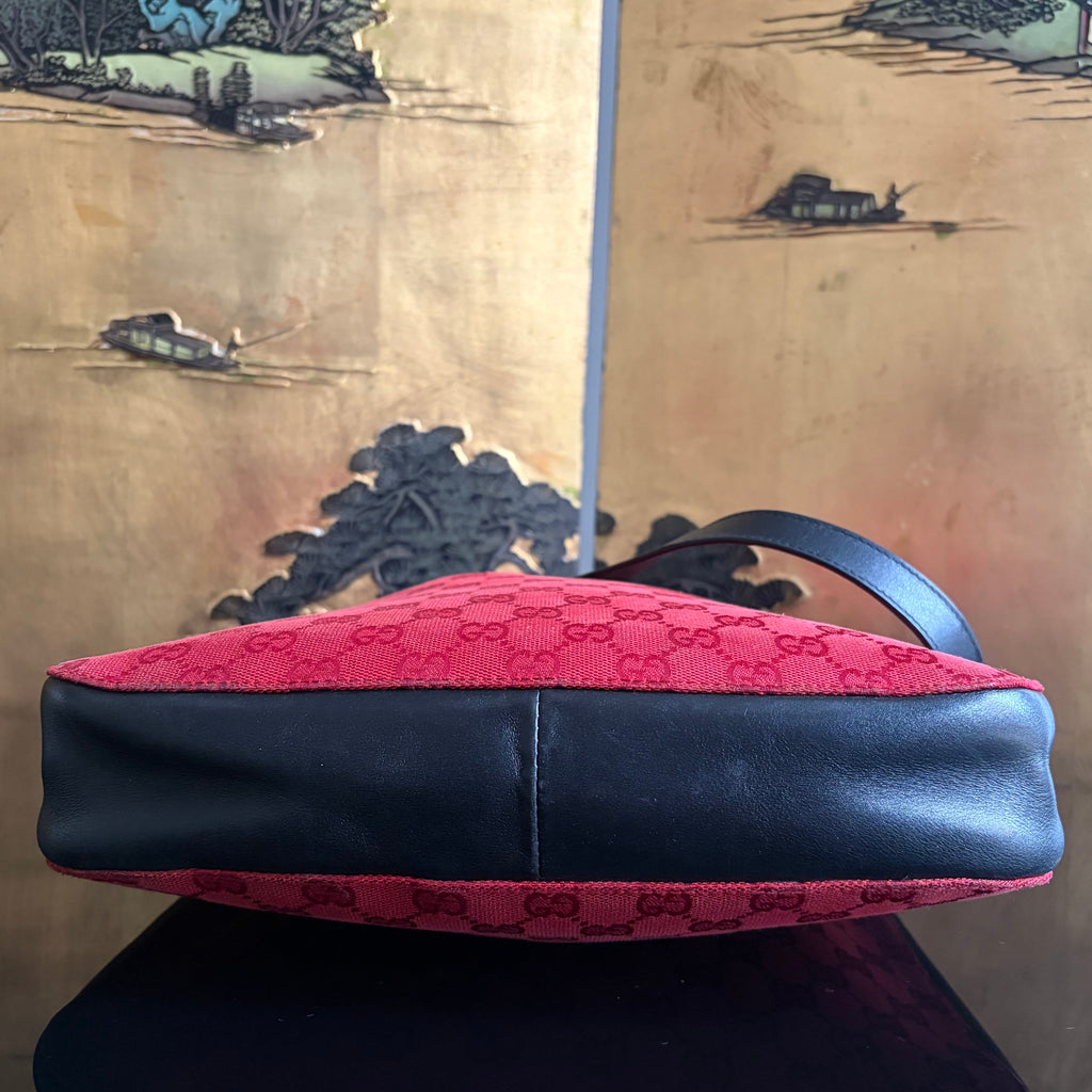 Gucci 90’s Red GG Drawstring Shoulder Bag by Tom Ford