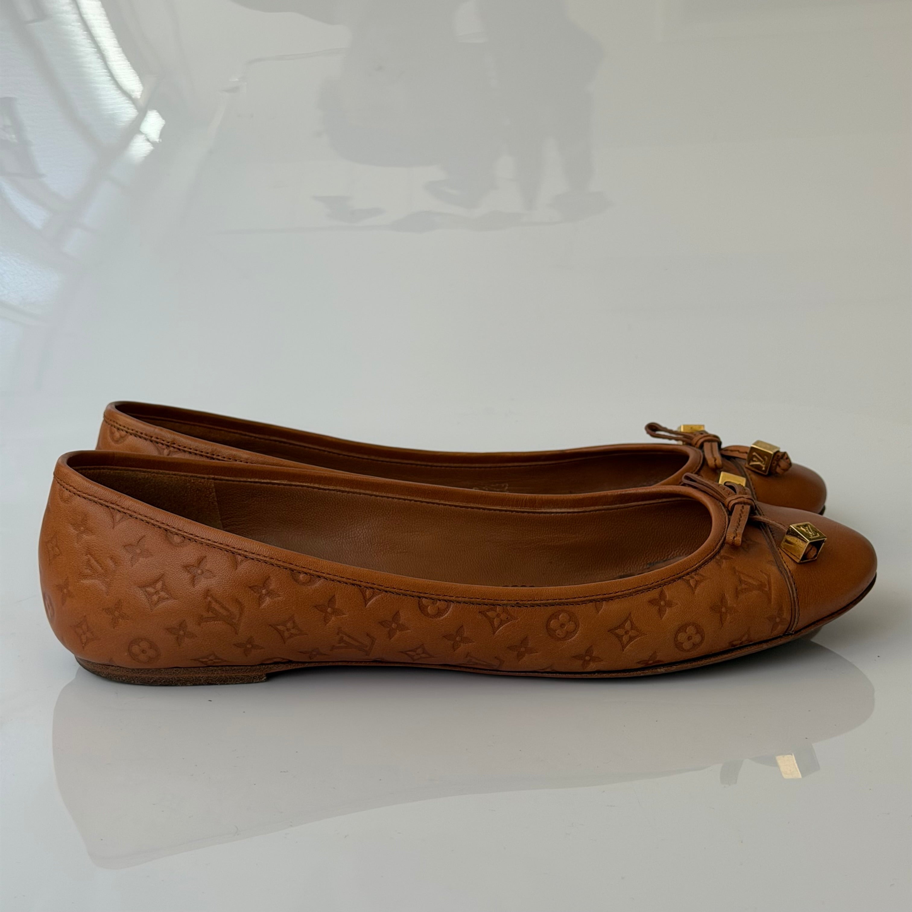 Louis Vuitton Debbie Leather Monogram Flats