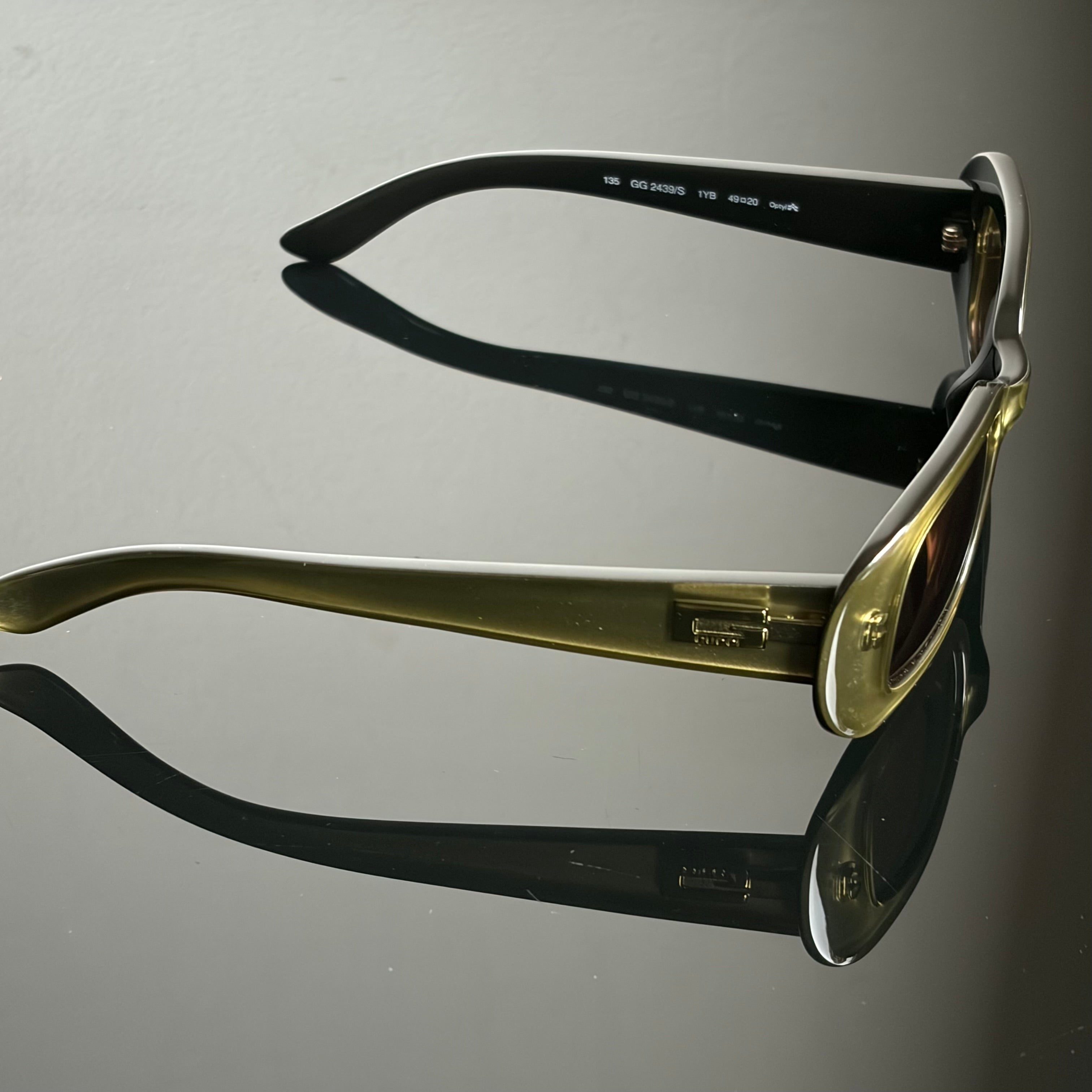 Gucci 2439 Green Sunglases