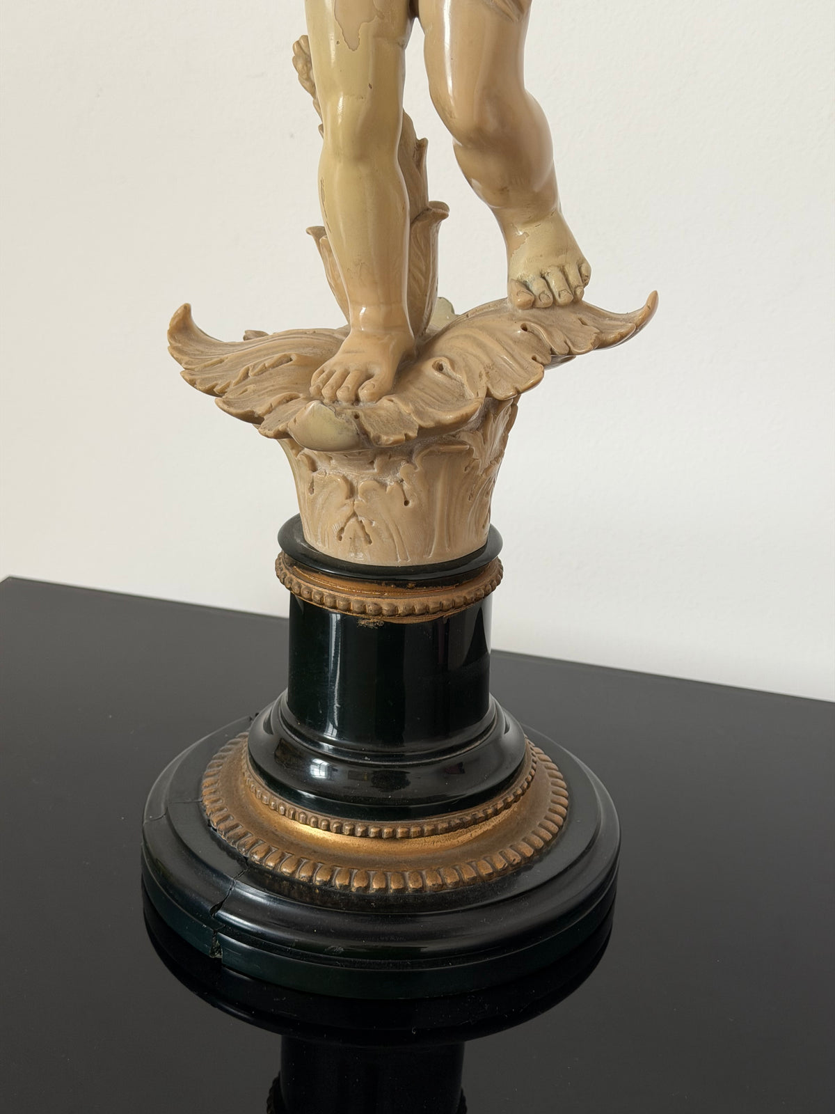 Candelabro “Putto” (APENAS SP CAPITAL)
