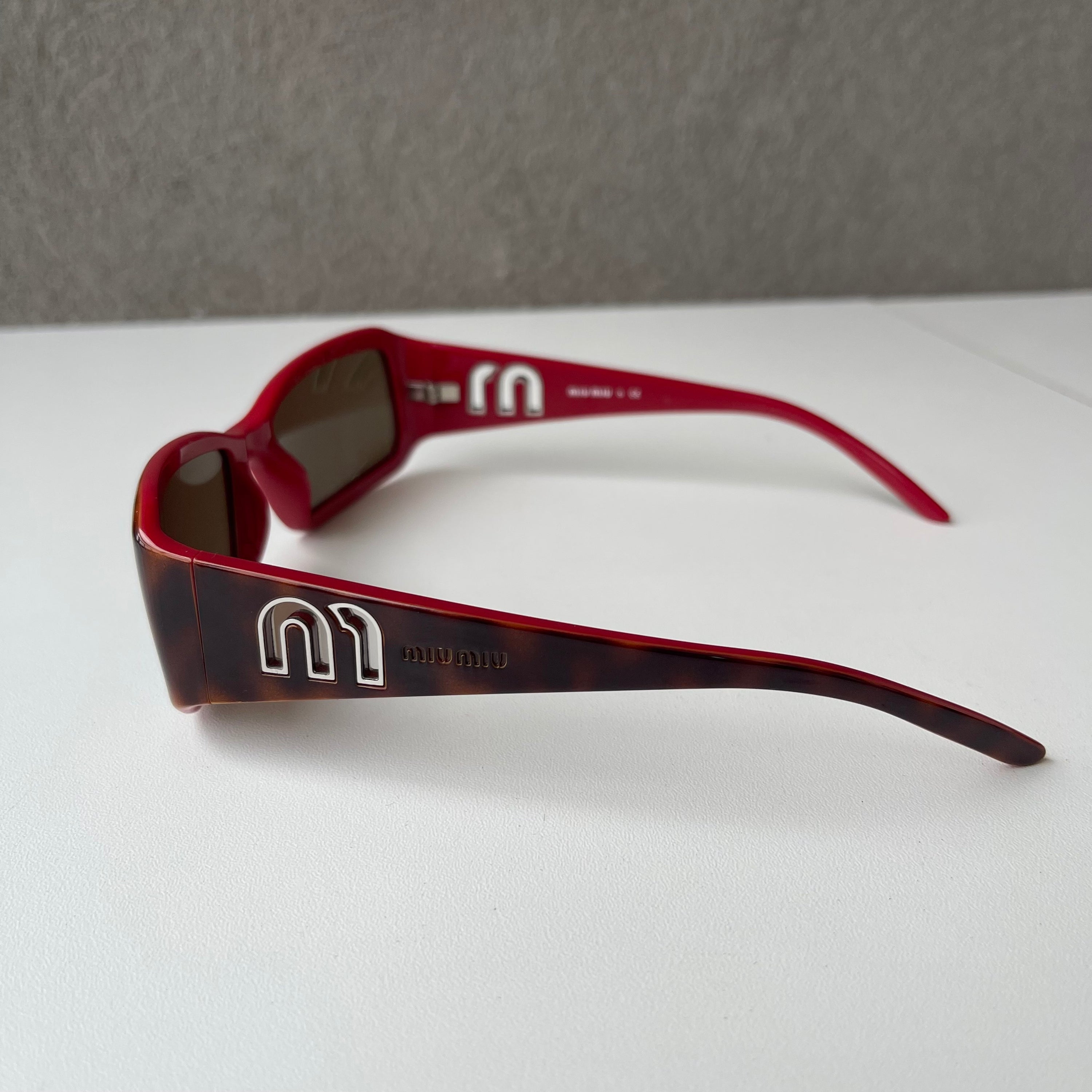 Miu Miu SMU07H Sunglasses
