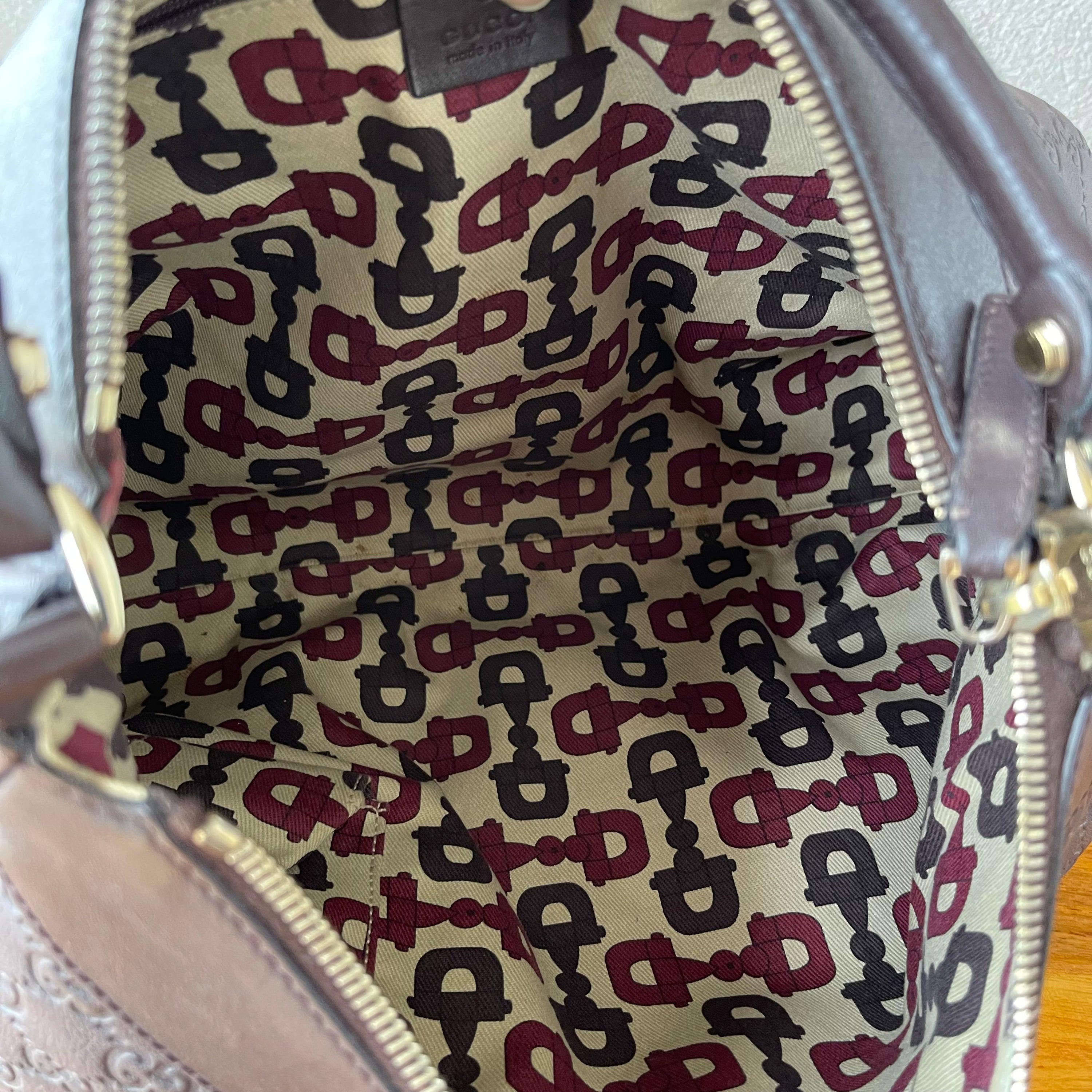 Gucci Leather Monogram Shoulder bag
