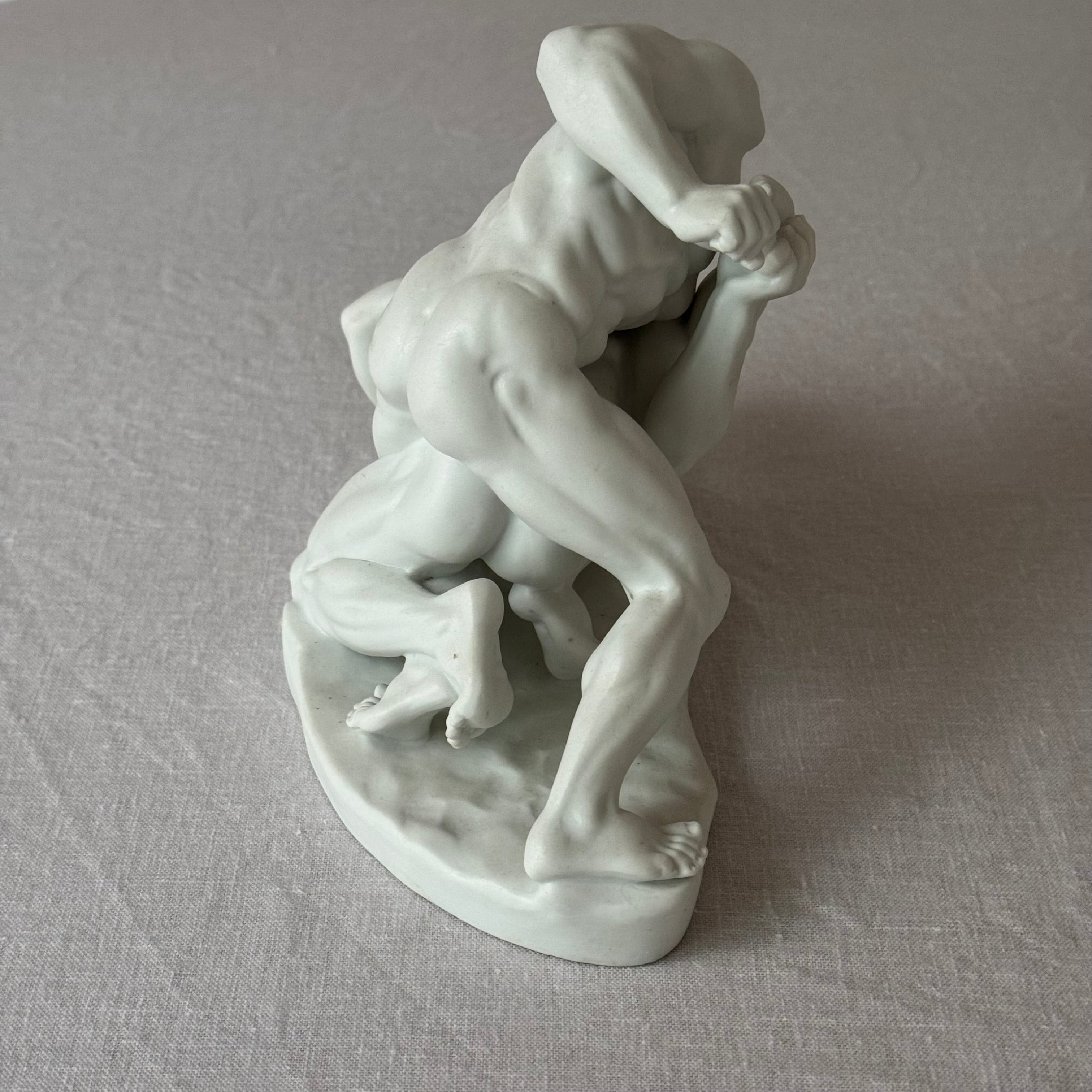 Escultura “The Wrestlers”