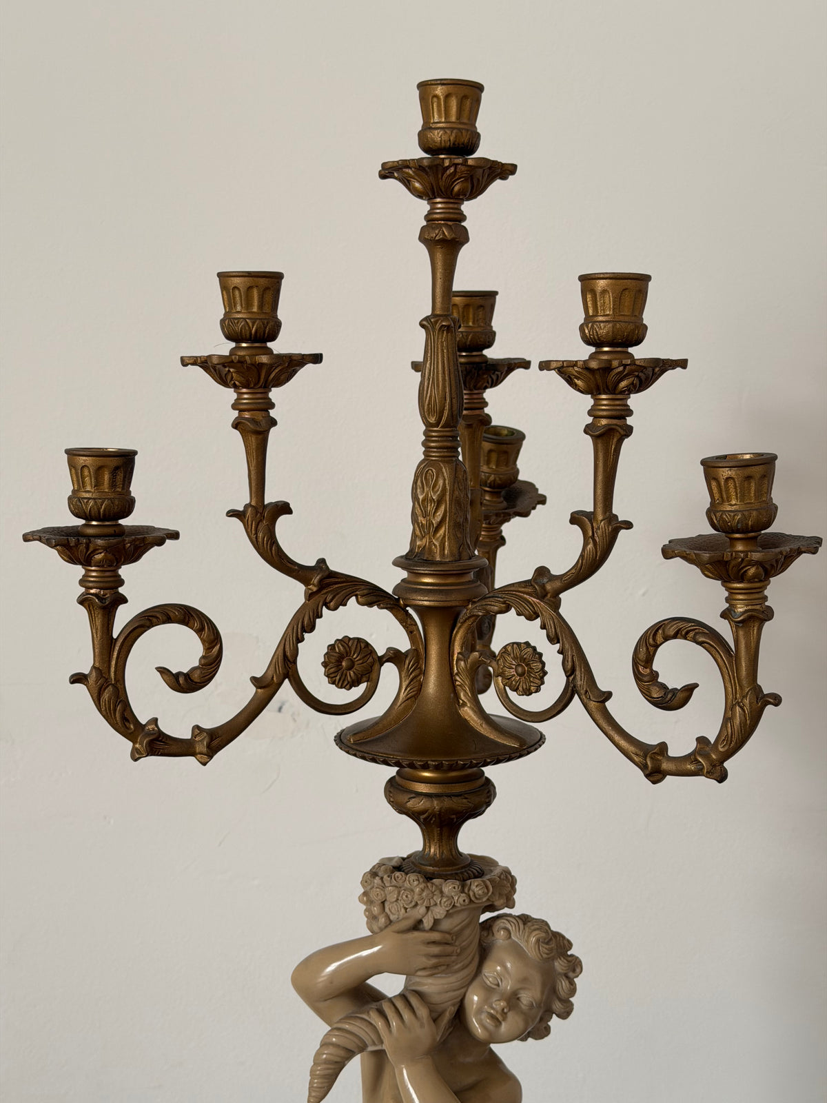 Candelabro “Putto” (APENAS SP CAPITAL)