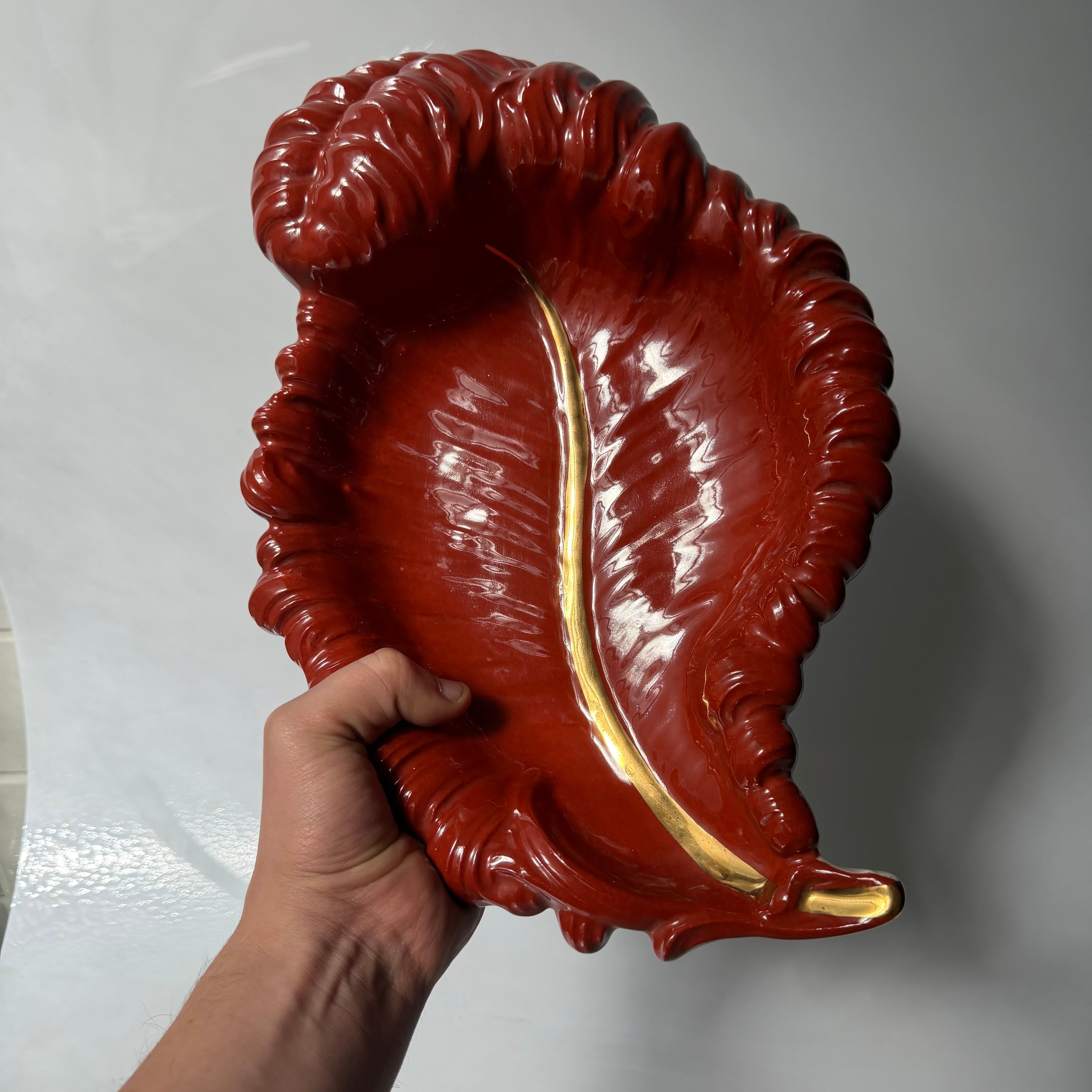 Porcelaine de Paris Leaf Bowl
