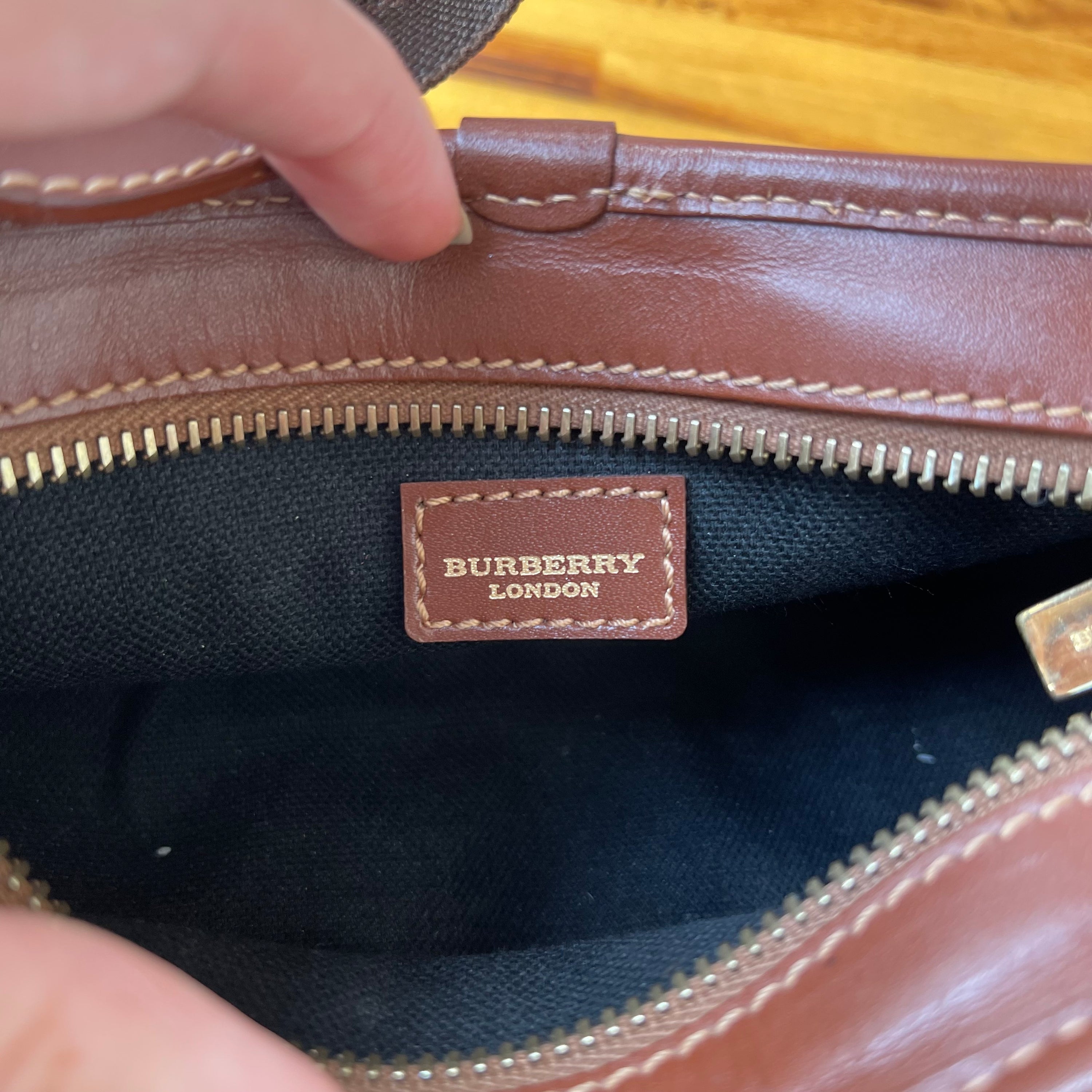 Burberry Check Pochette