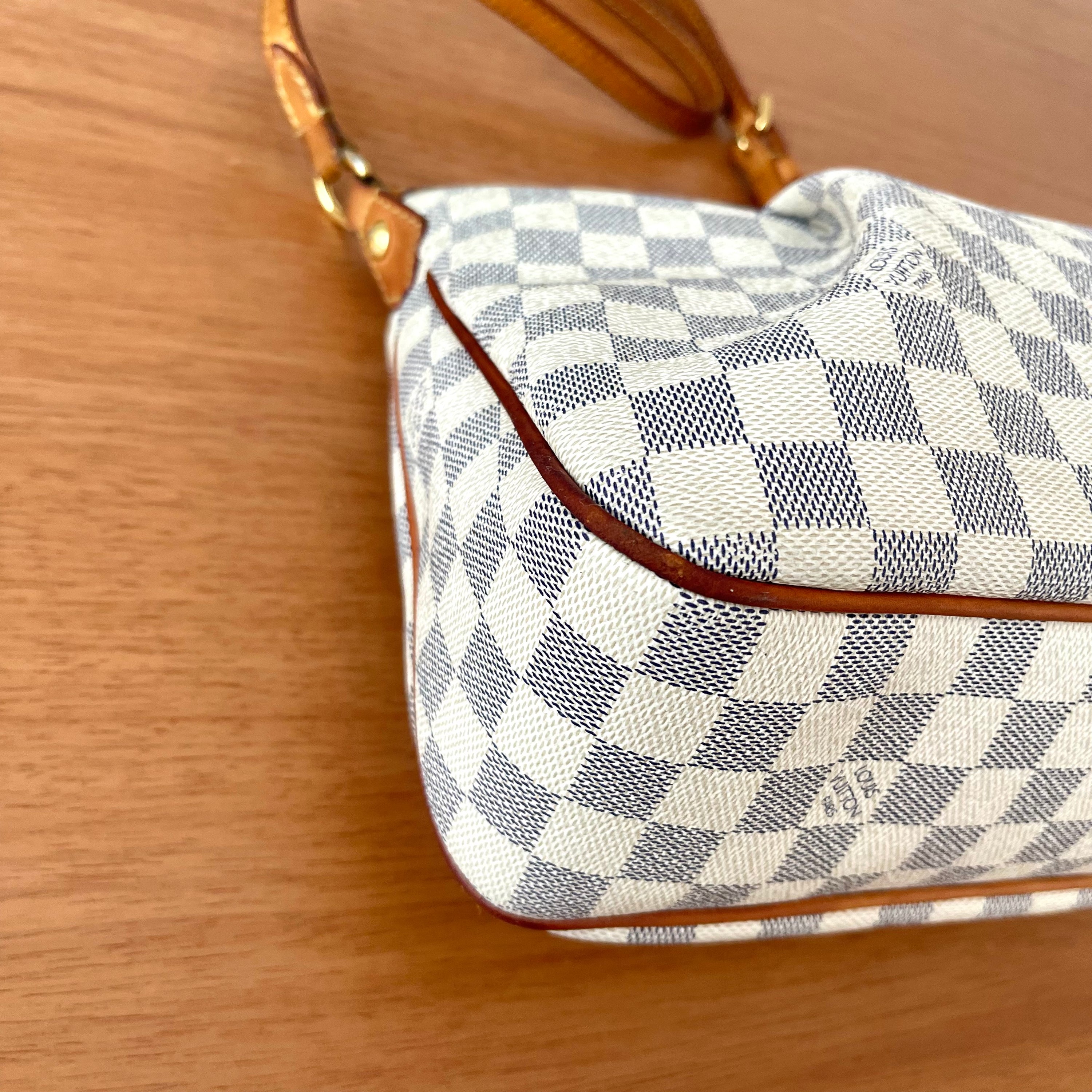 Louis Vuitton Damier Azur Siracusa PM