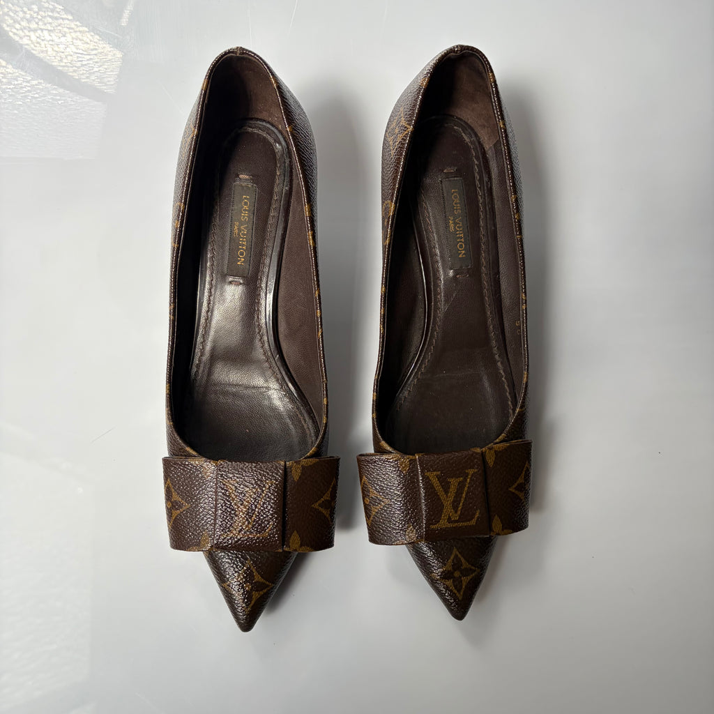 Louis Vuitton Monogram Canvas Louise Bow Pointed Toe Pumps