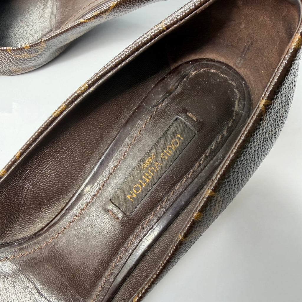 Louis Vuitton Monogram Canvas Louise Bow Pointed Toe Pumps