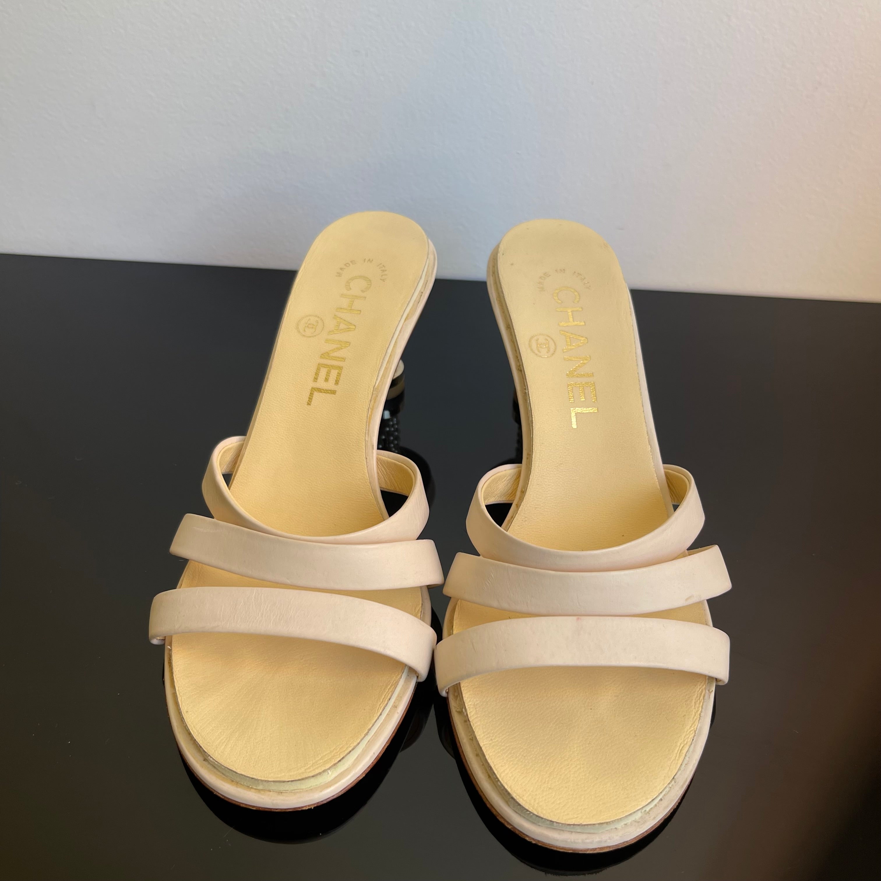 Chanel Vintage Pearl Logo Heels