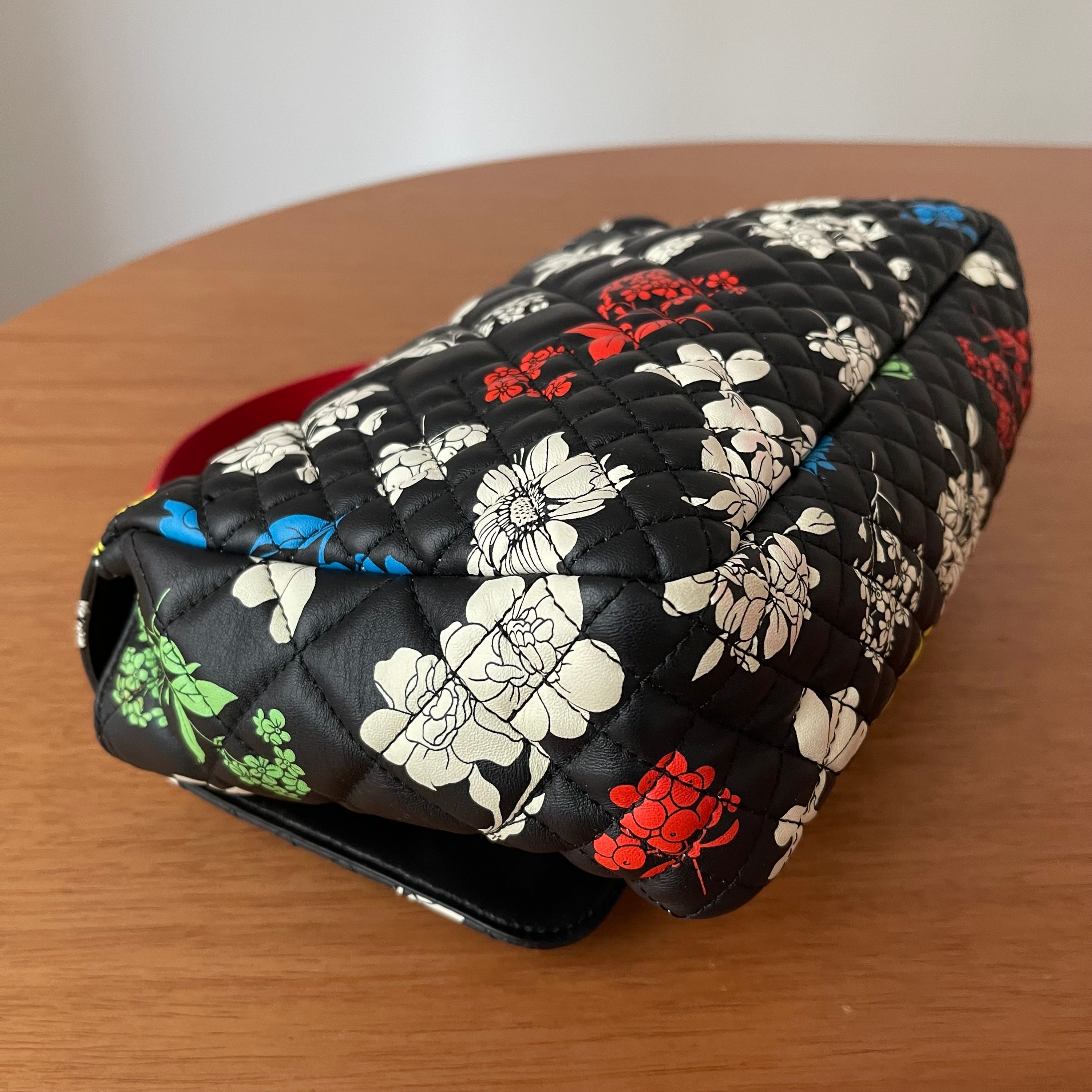 Versace S/S 2019 Napa Print Bouquet Quilted Icon Bag