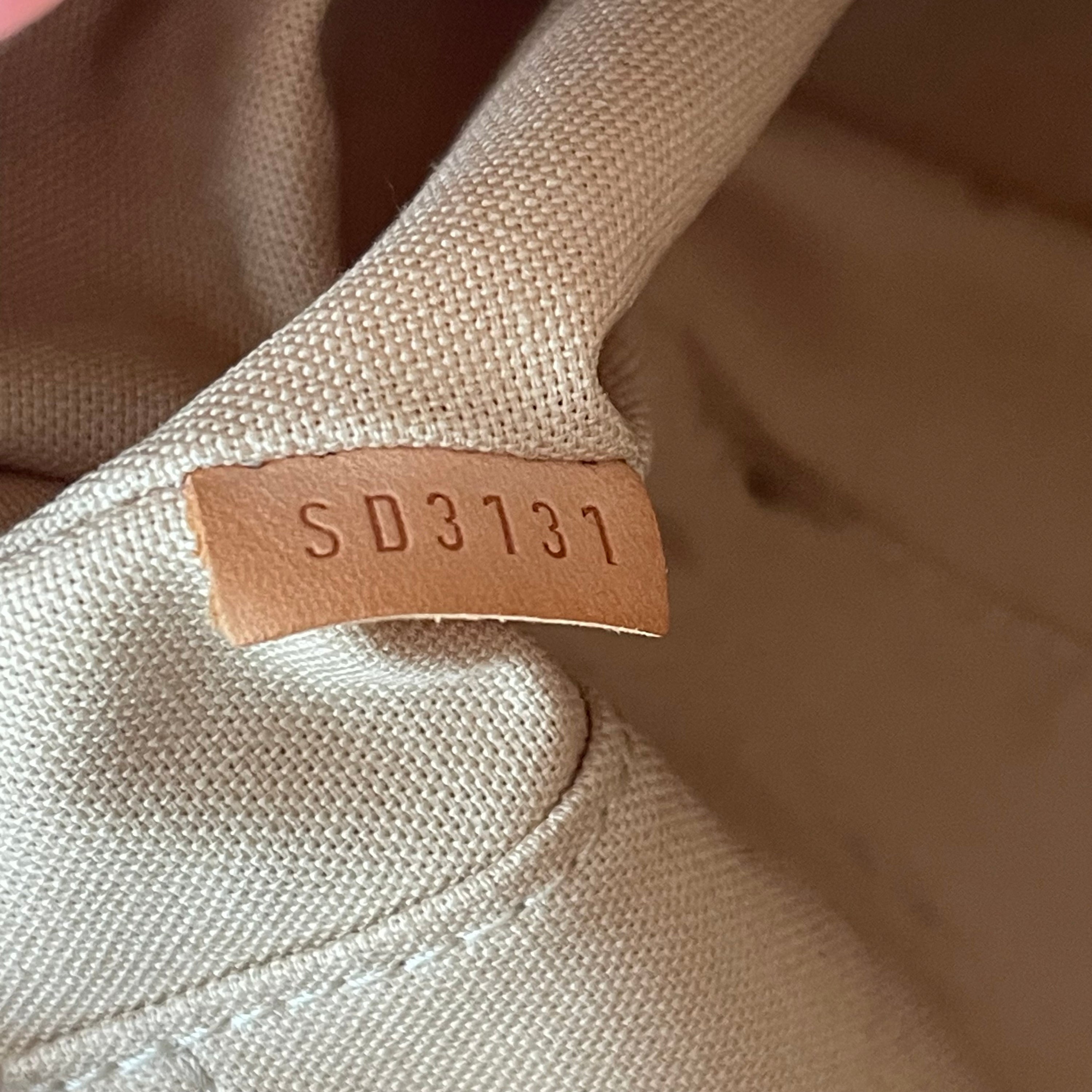 Louis Vuitton Damier Azur Siracusa PM