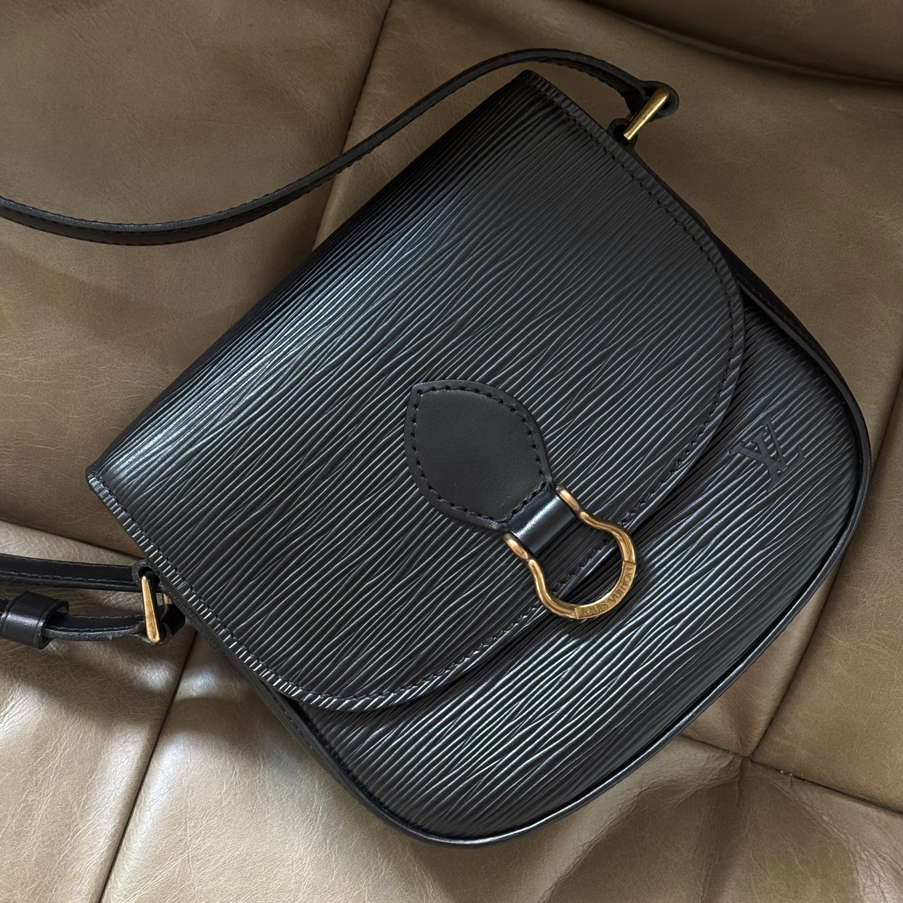 Louis Vuitton Saint Cloud PM Epi
