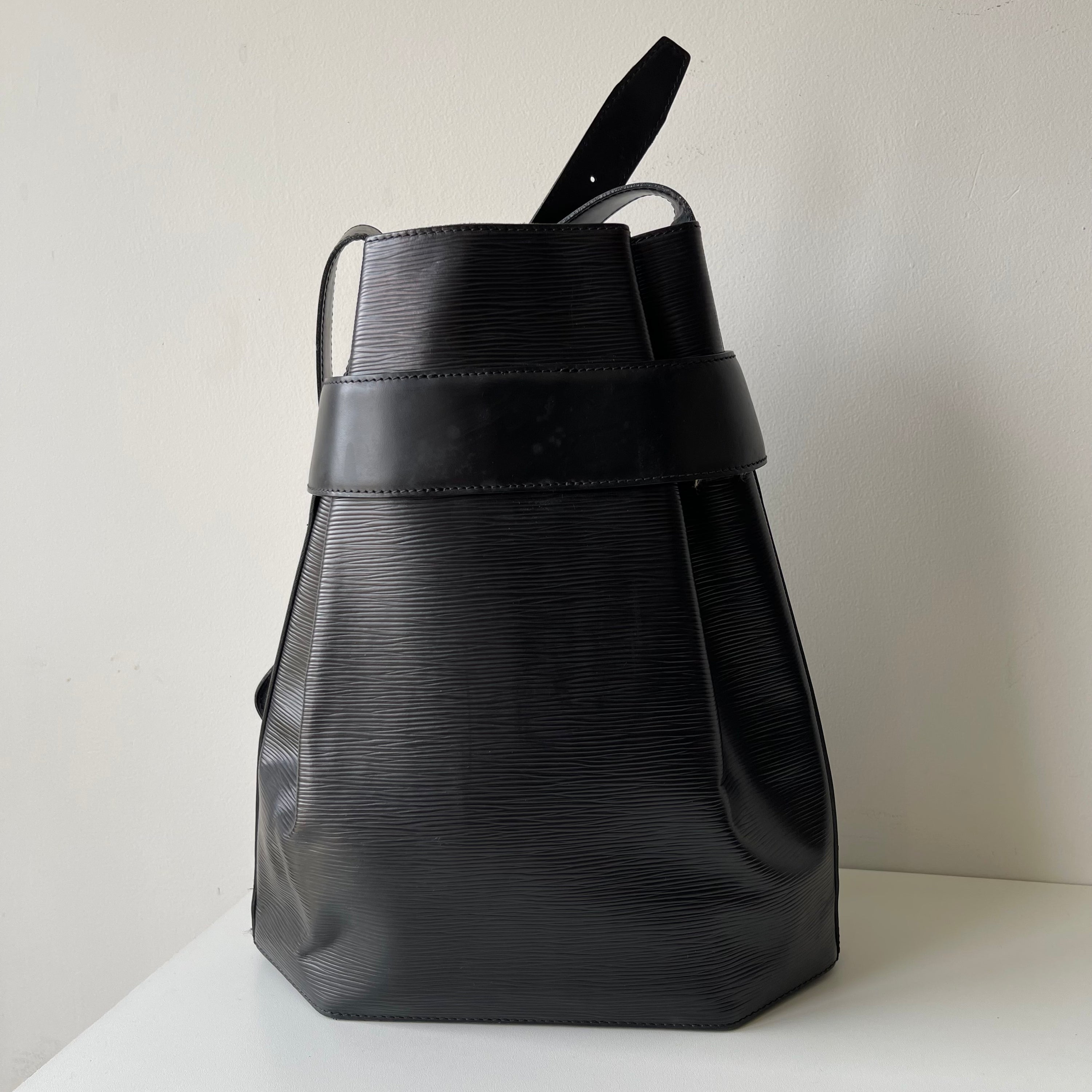 Louis Vuitton Epi Sac D’Epaule