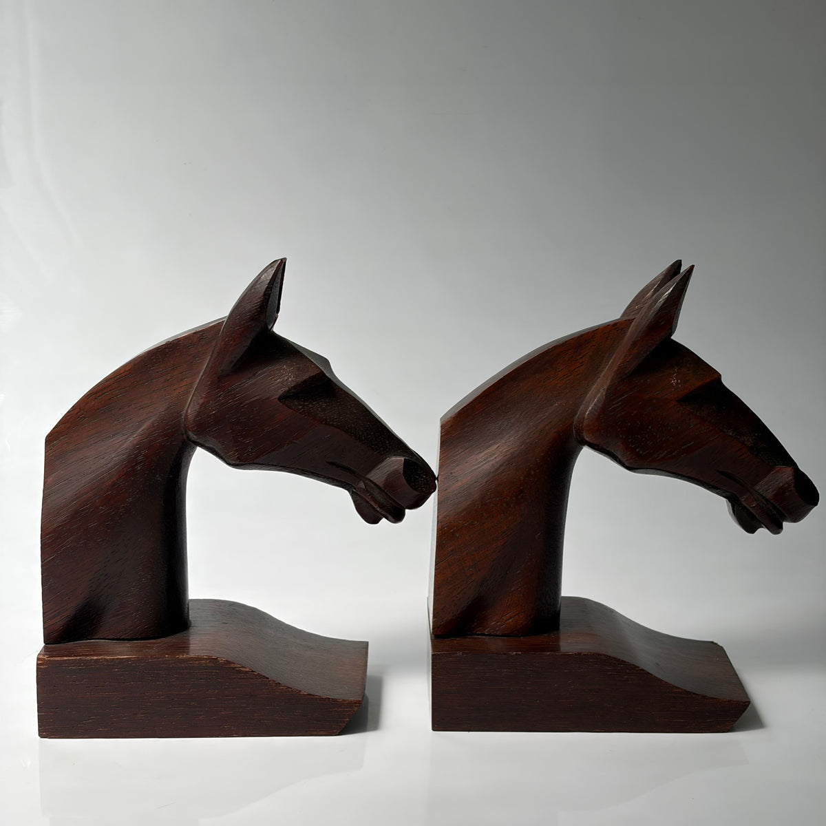 Art Deco Wood Horses Serre Livres