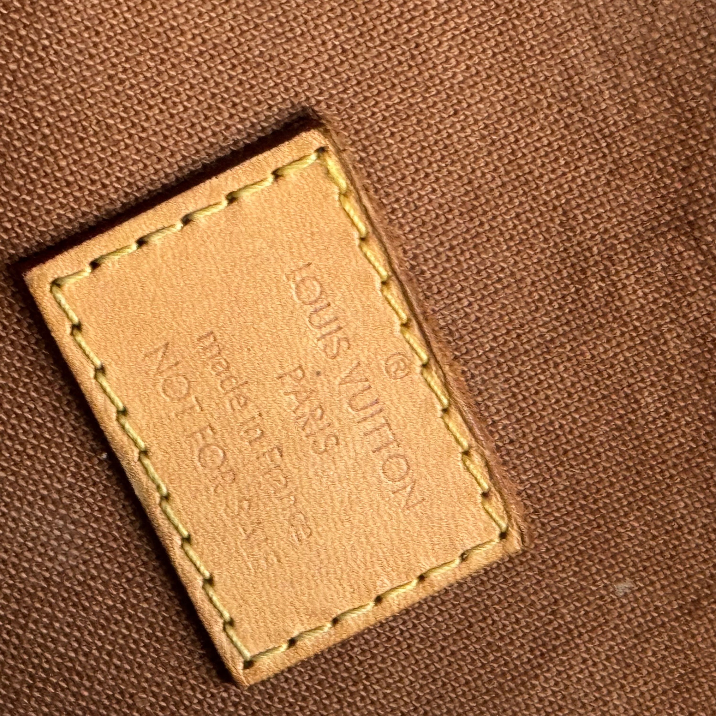 Louis Vuitton Florentine Bag