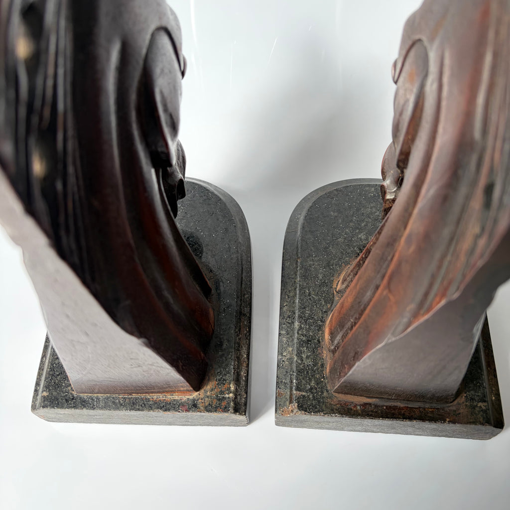 Wood Horses Serre Livres