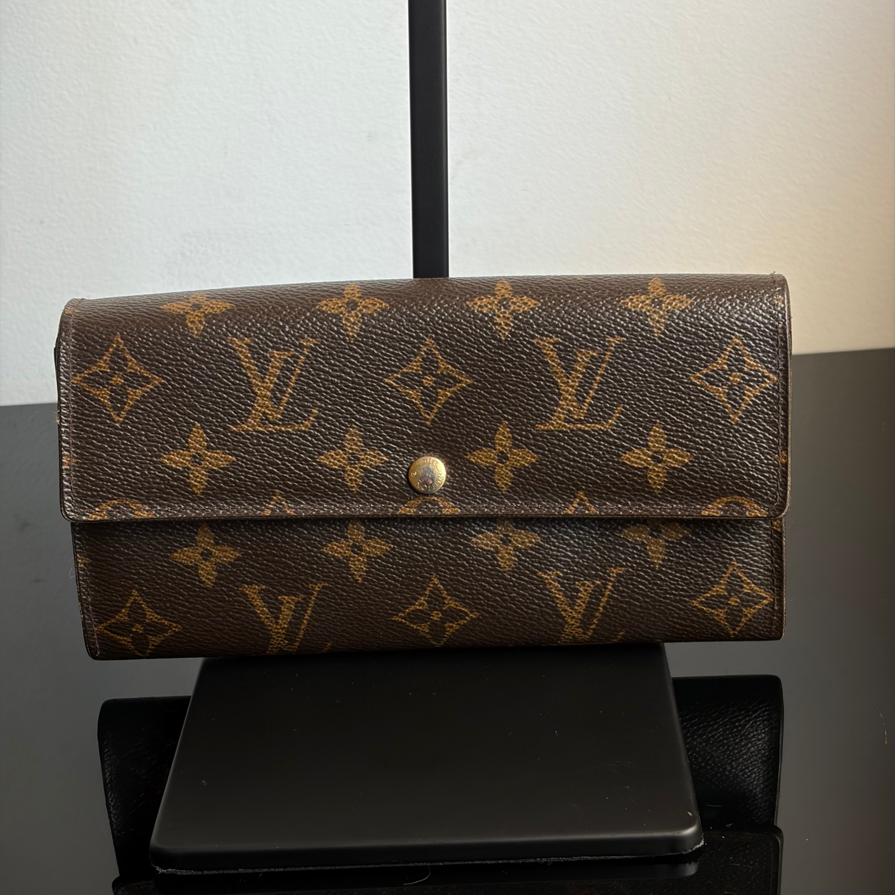 Louis Vuitton Sarah wallet