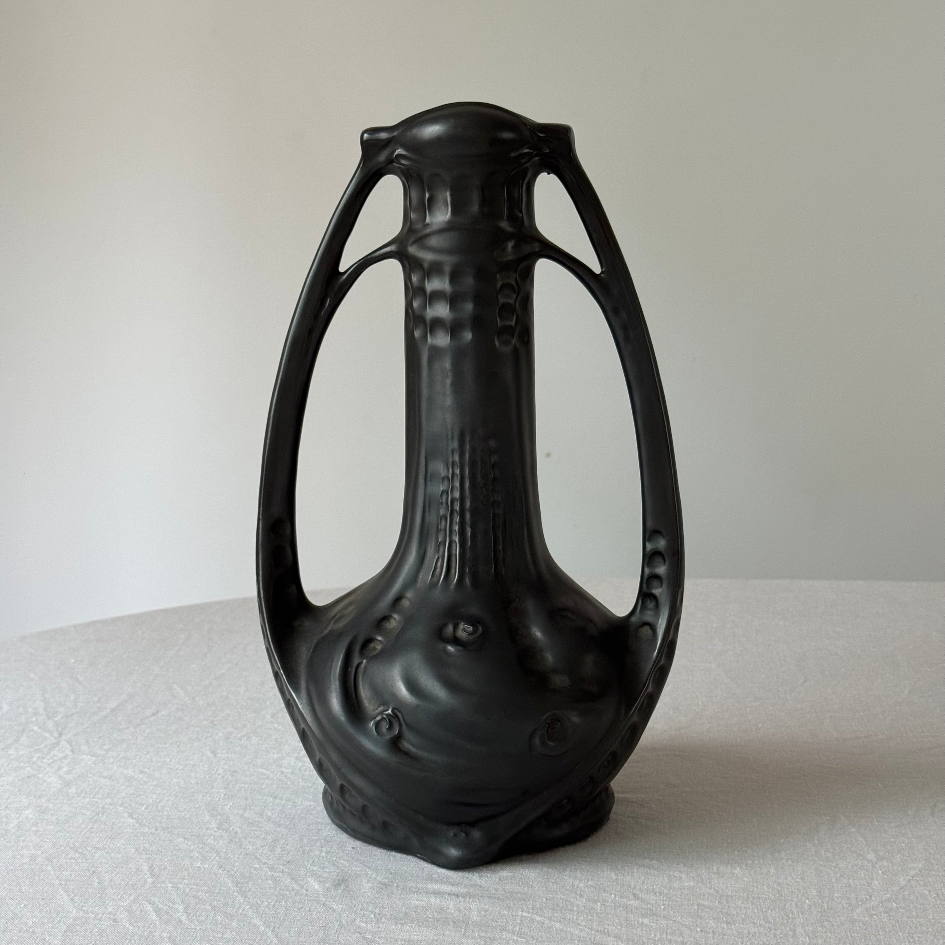 Vaso Dark Art Nouveau