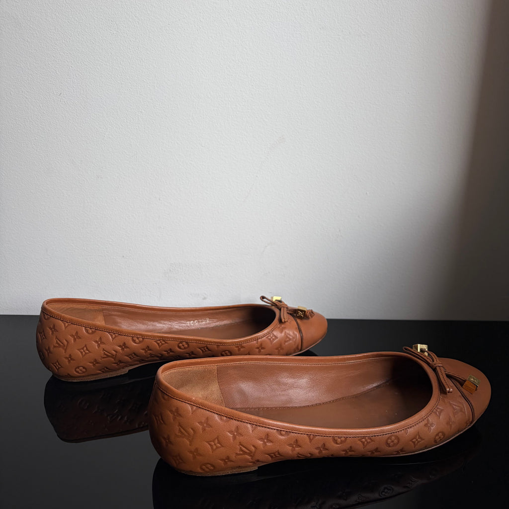 Louis Vuitton Debbie Leather Monogram Flats