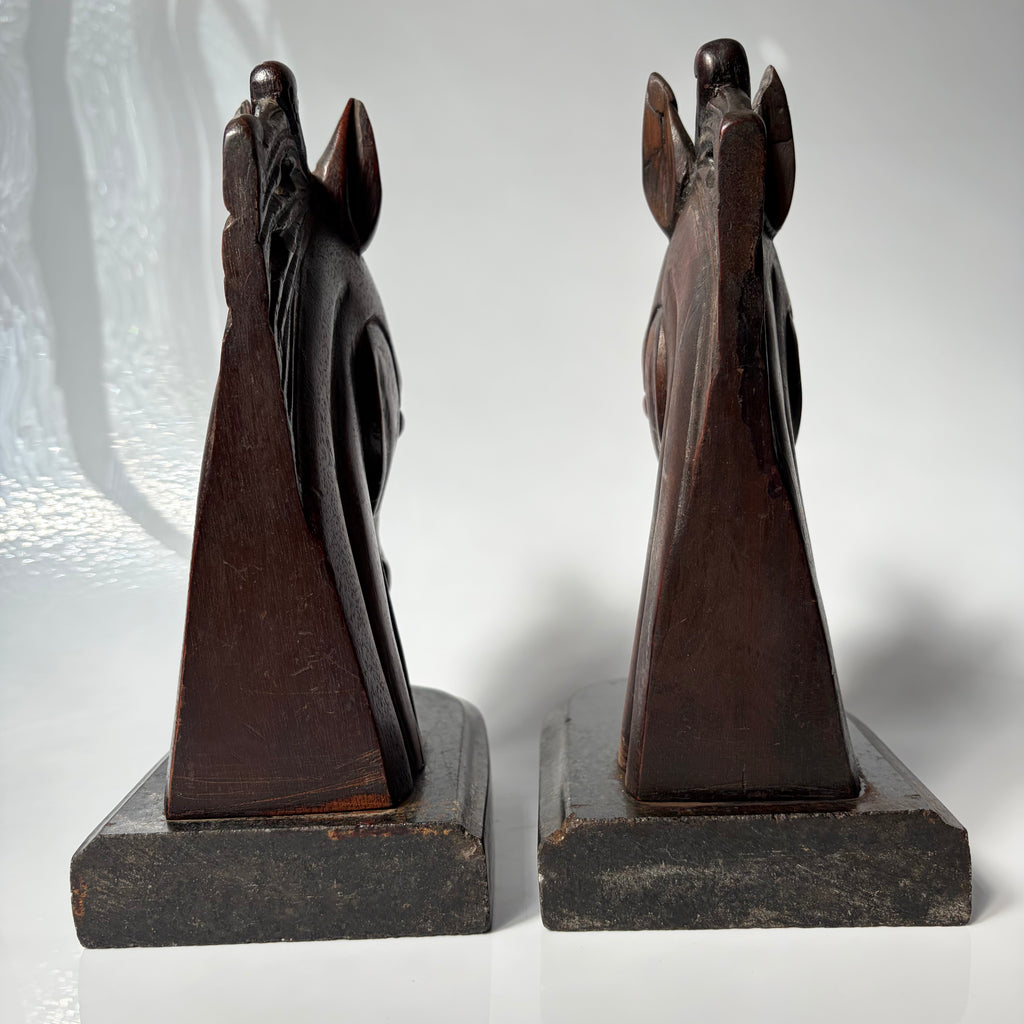 Wood Horses Serre Livres