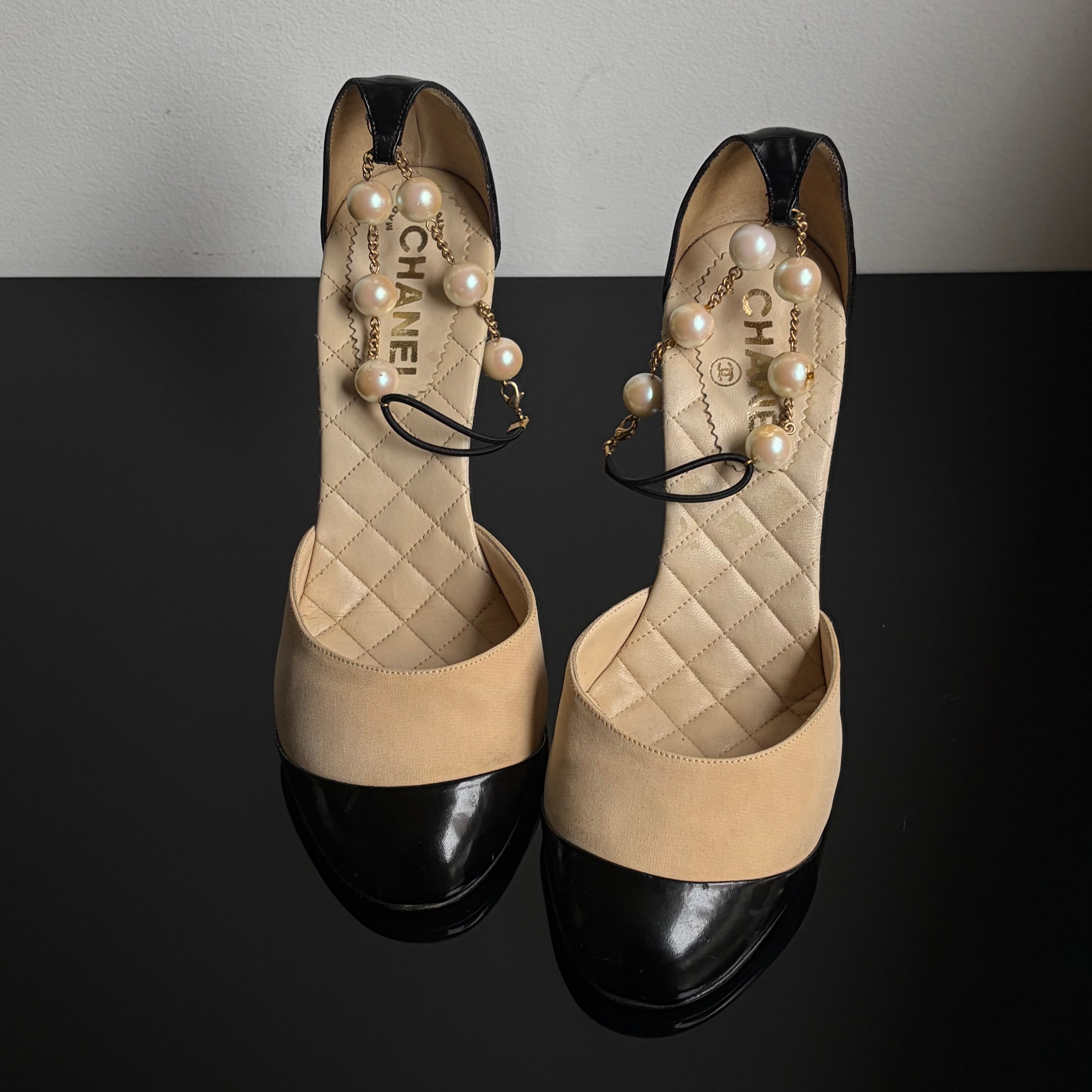 Chanel 2001 D'Orsay Pumps