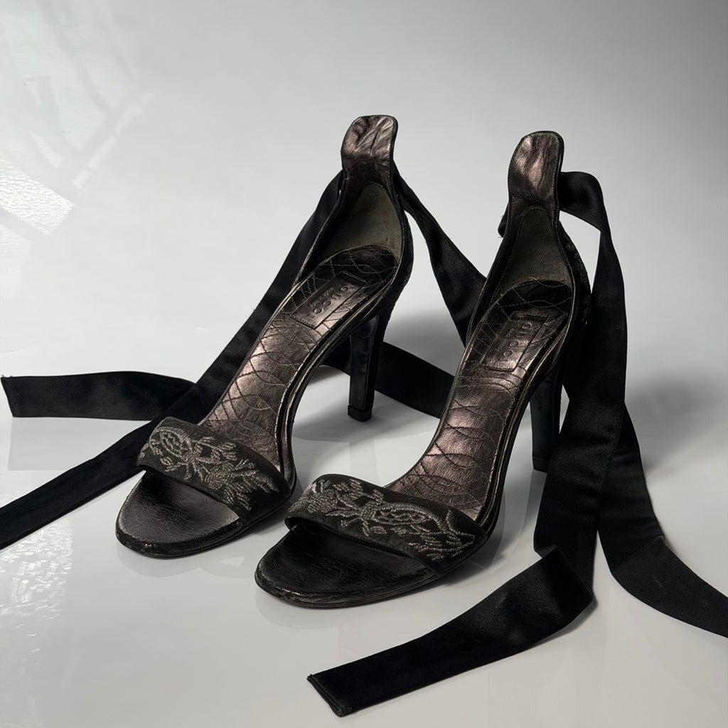 Gucci by Tom Ford Embroided Heels