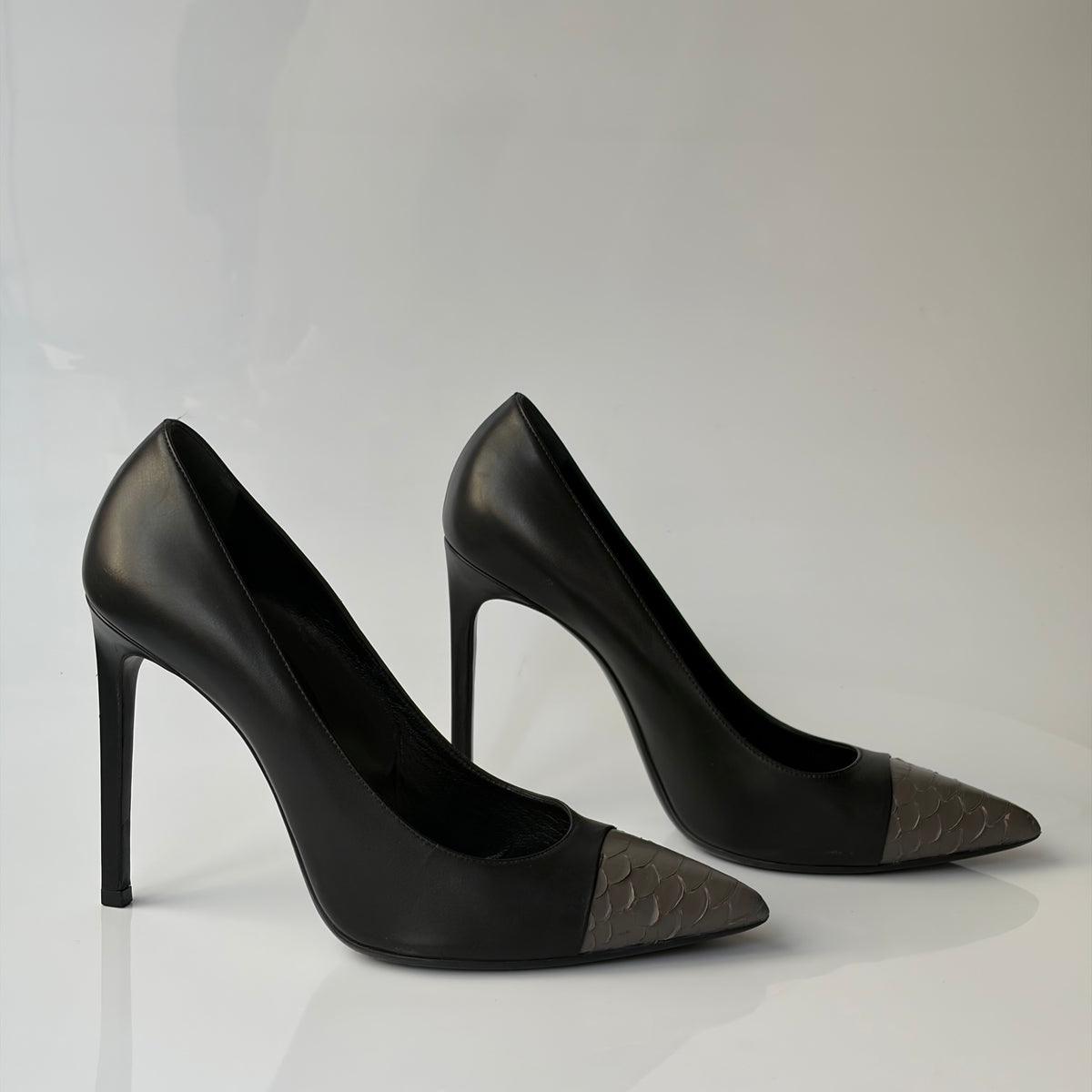 Saint Laurent Paris Zoe Black Leather Heels