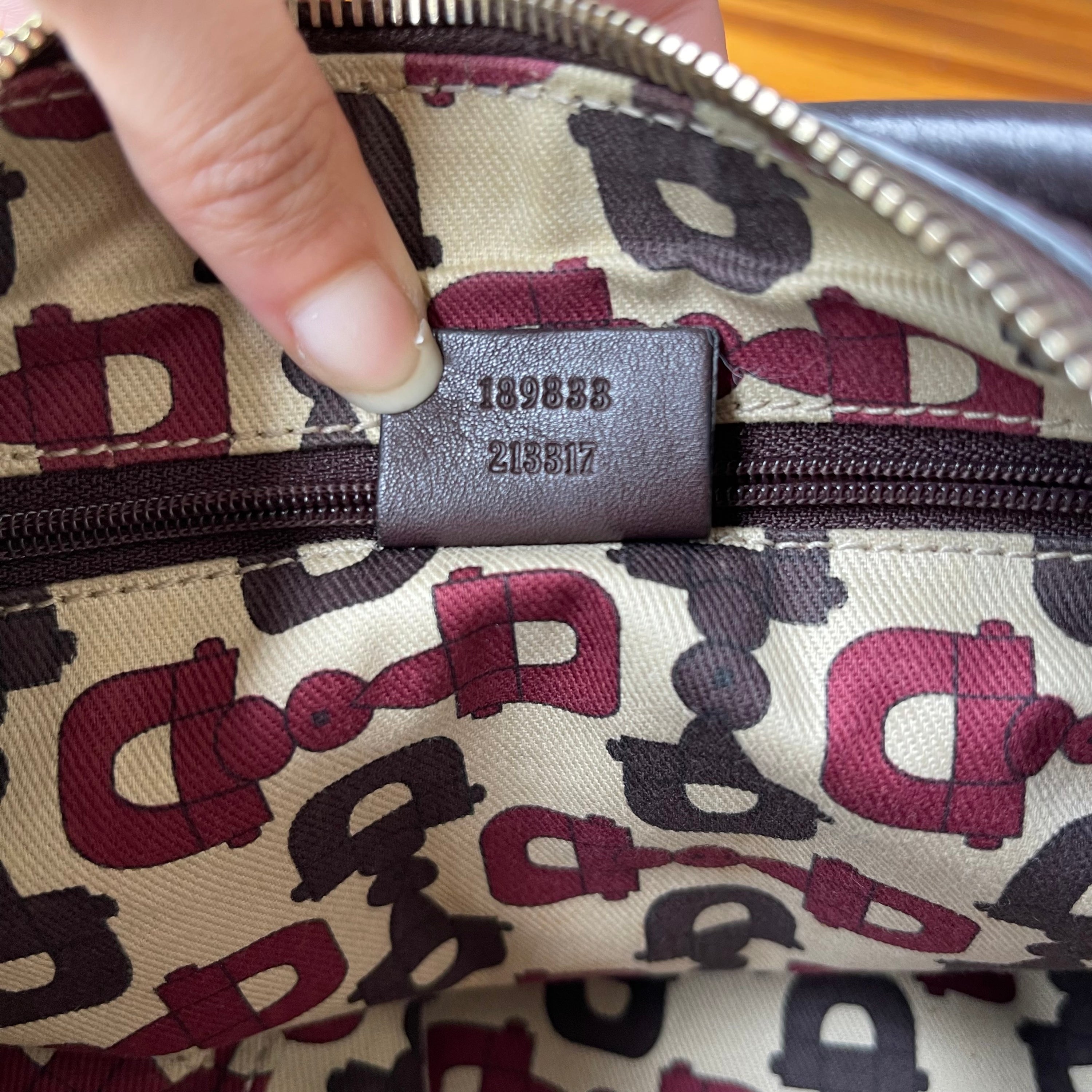 Gucci Leather Monogram Shoulder bag