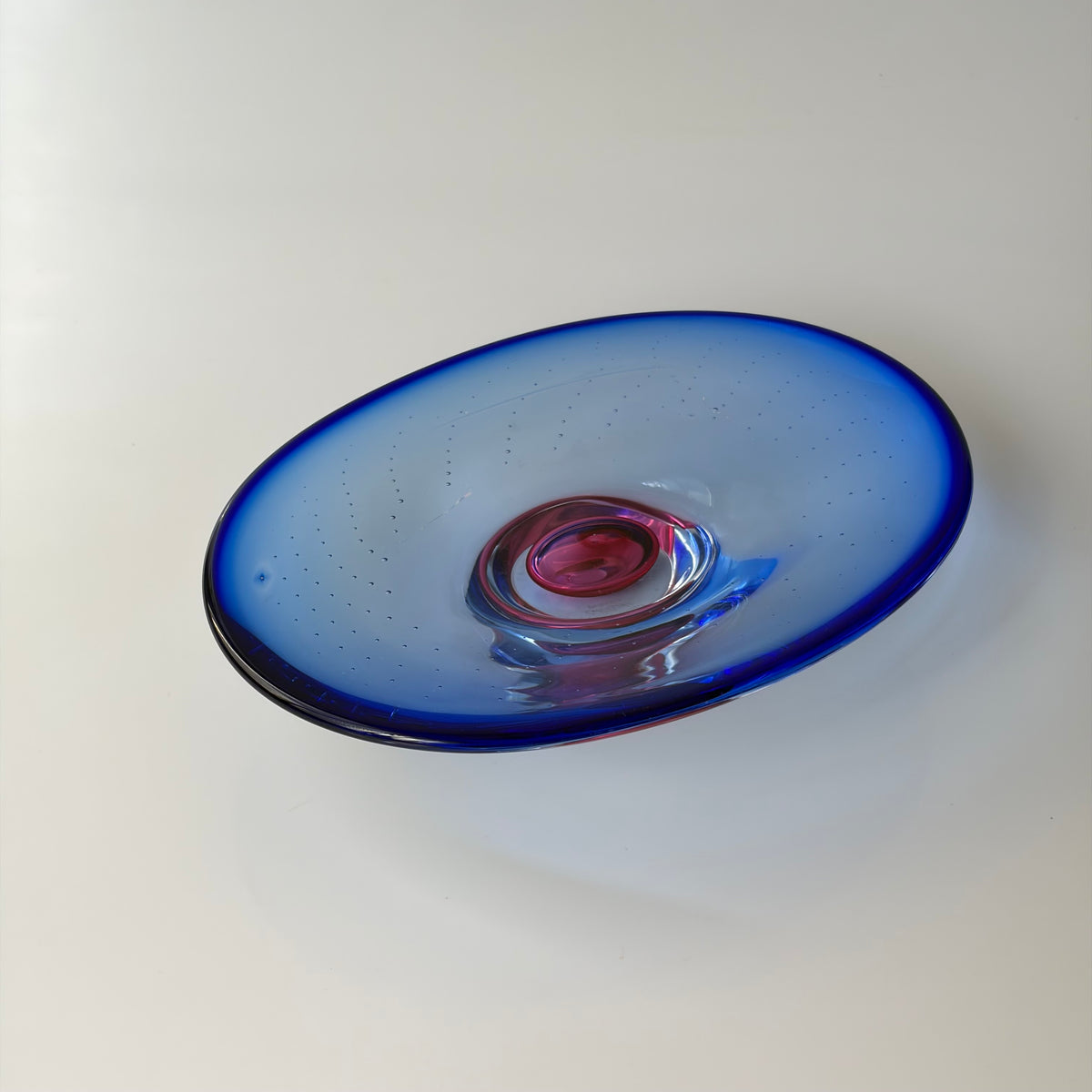 Kosta Boda Goran Warff Plate