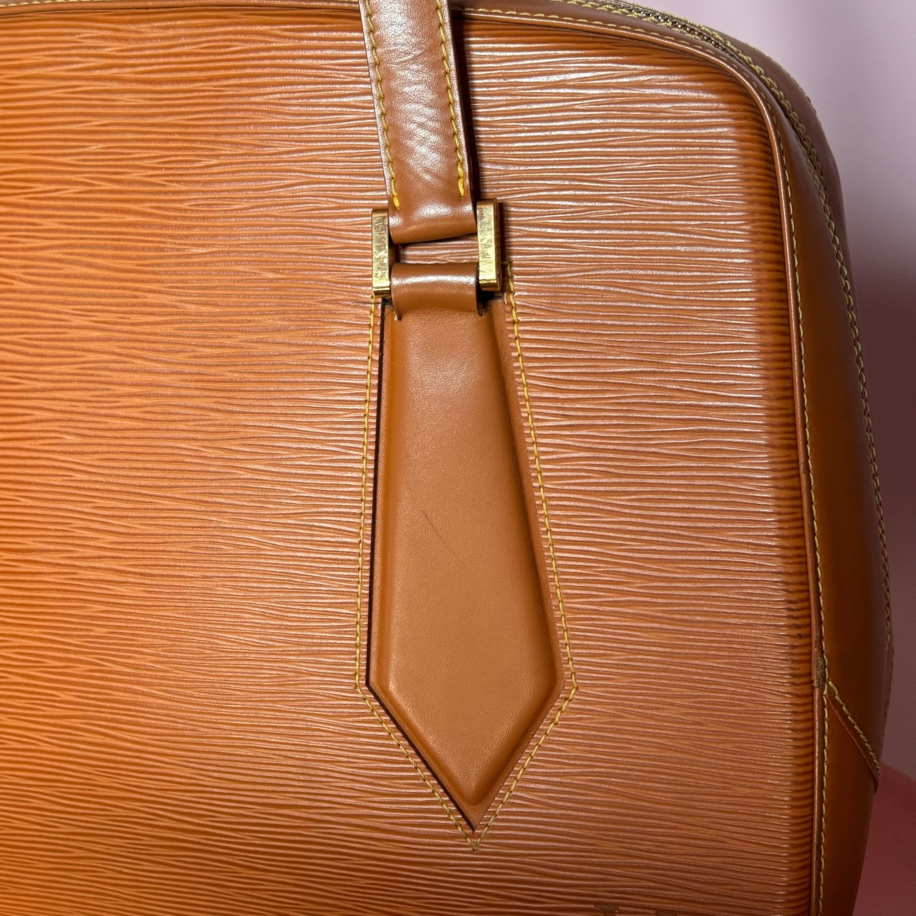 Louis Vuitton Epi Voltaire
