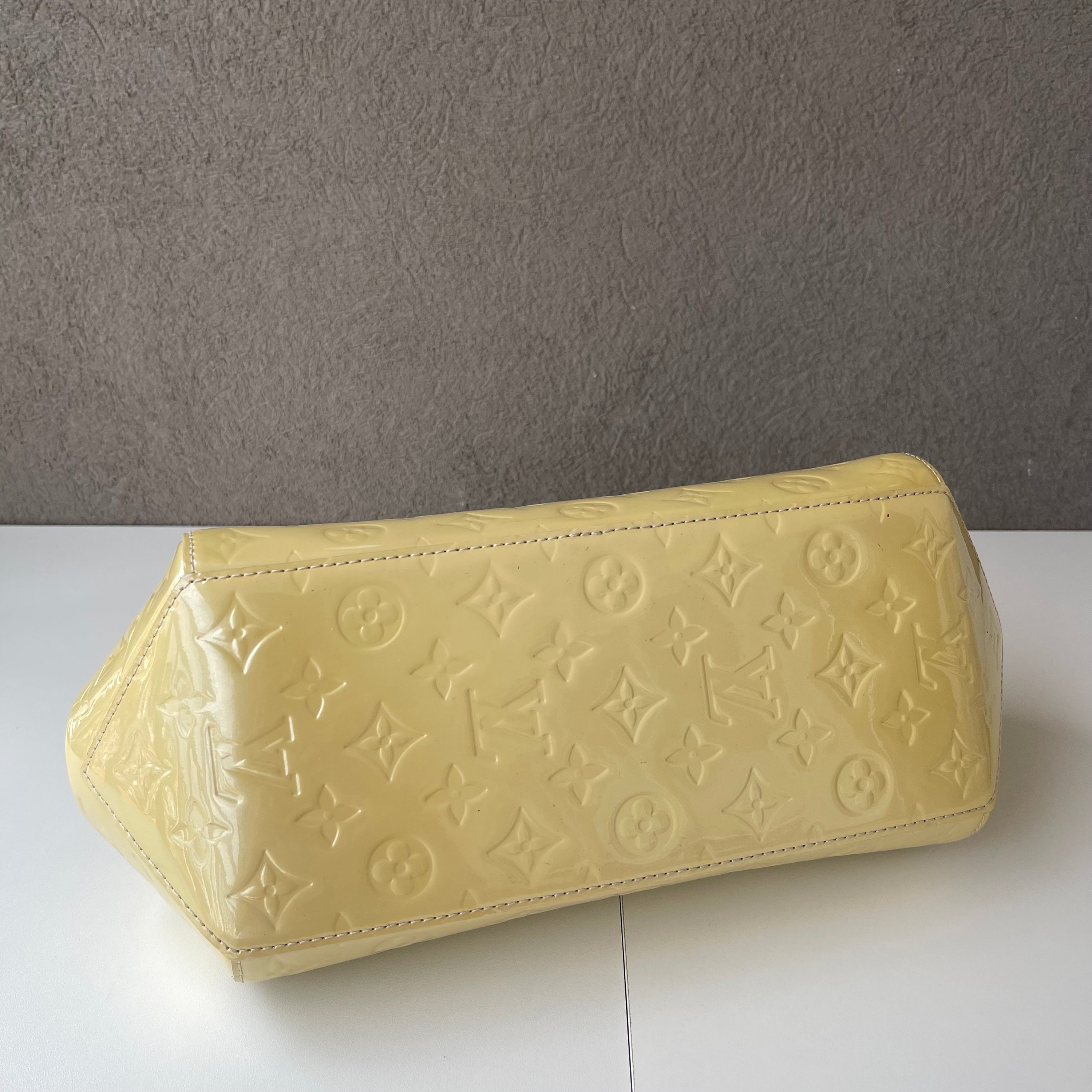 Louis Vuitton Sherwood Vernis Bag