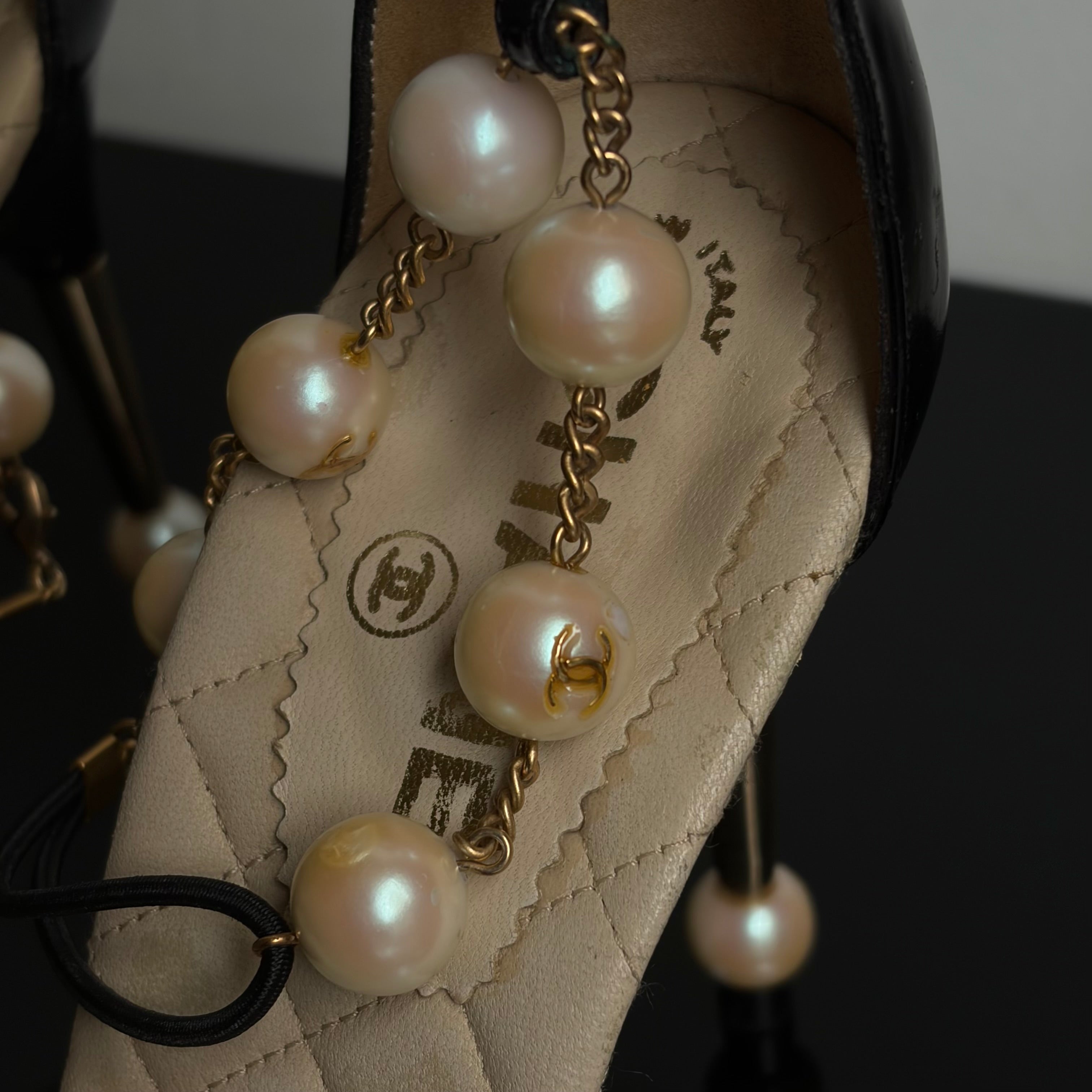 Chanel 2001 D'Orsay Pumps