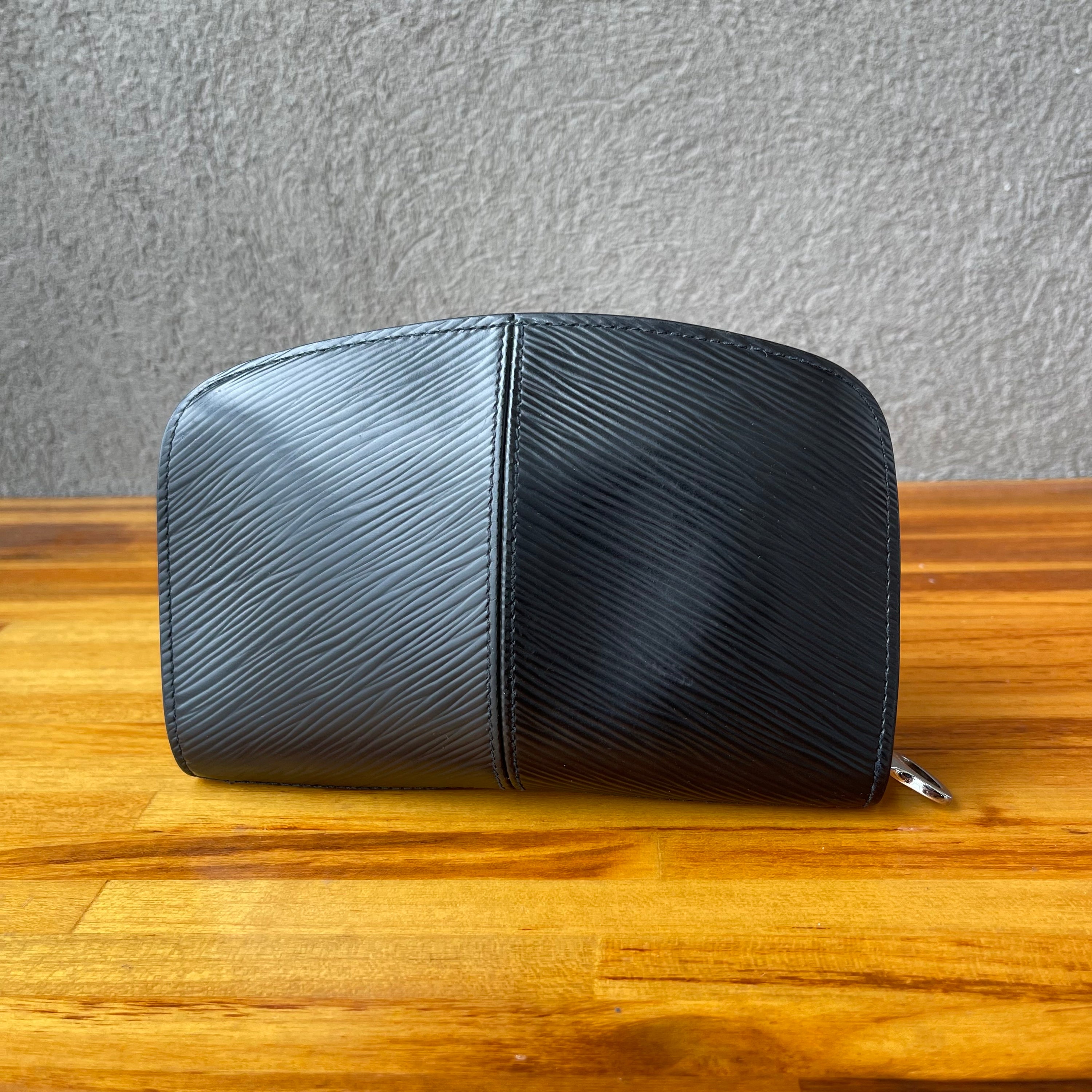Louis Vuitton Epi Demi Lune Wallet