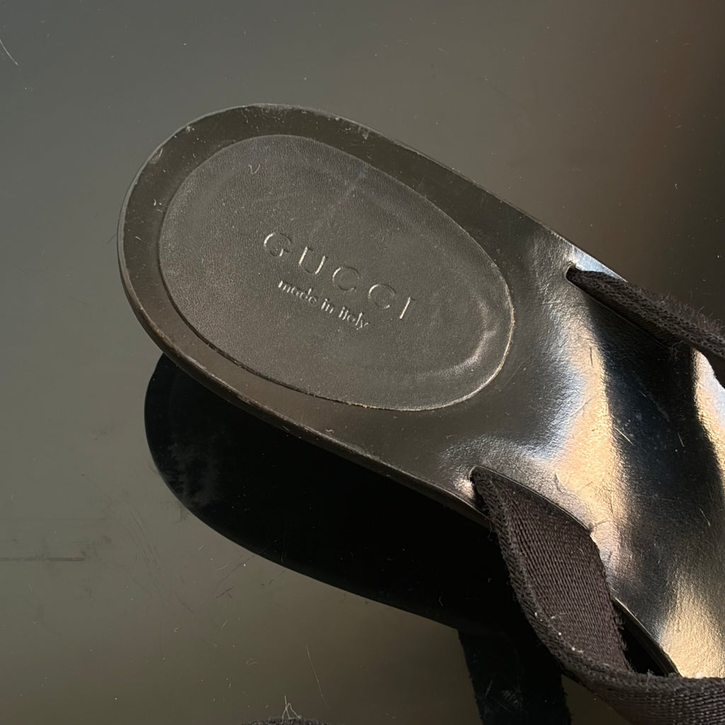 Gucci Interlocking Kitten Sandals