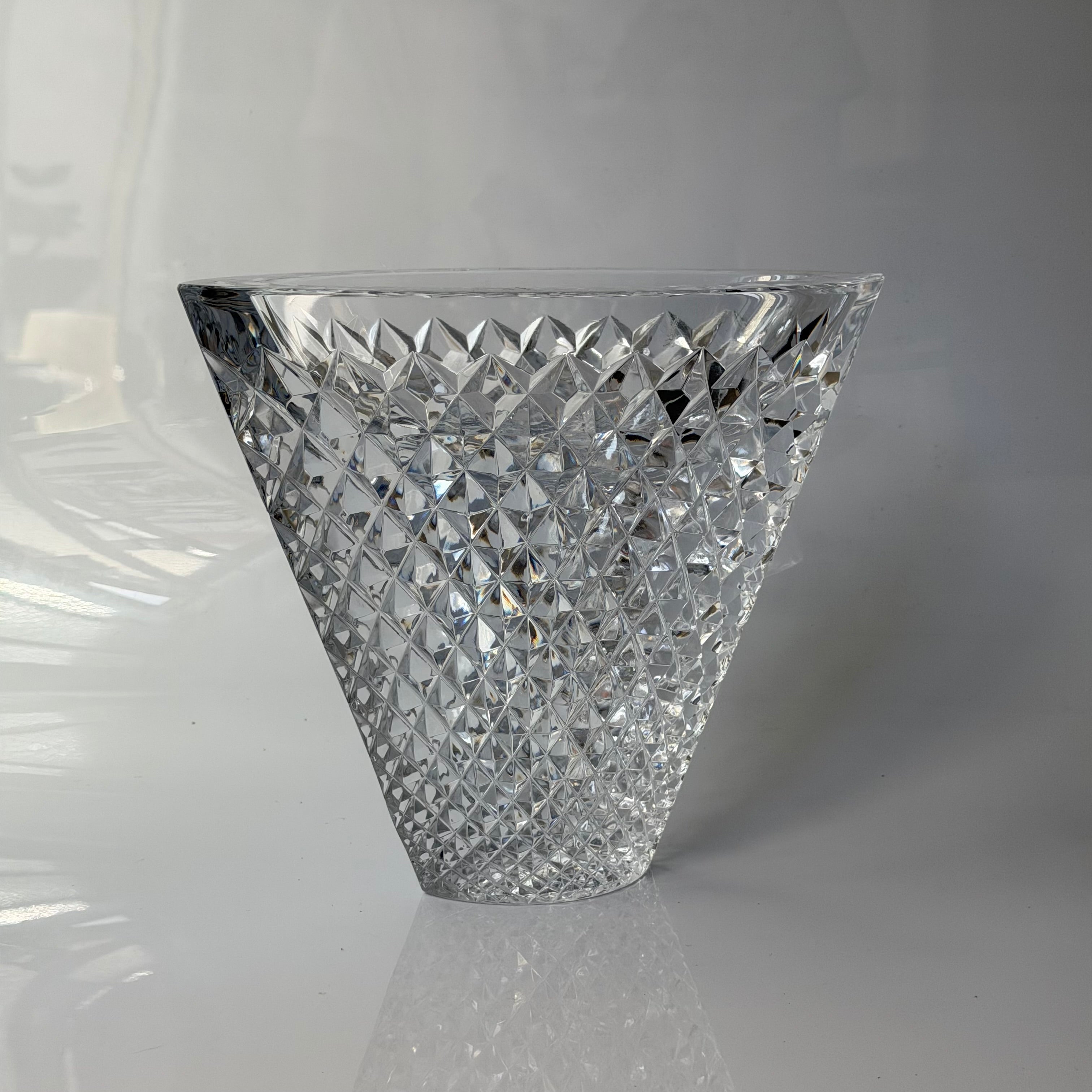 Crystal Diamond-Cut Vase
