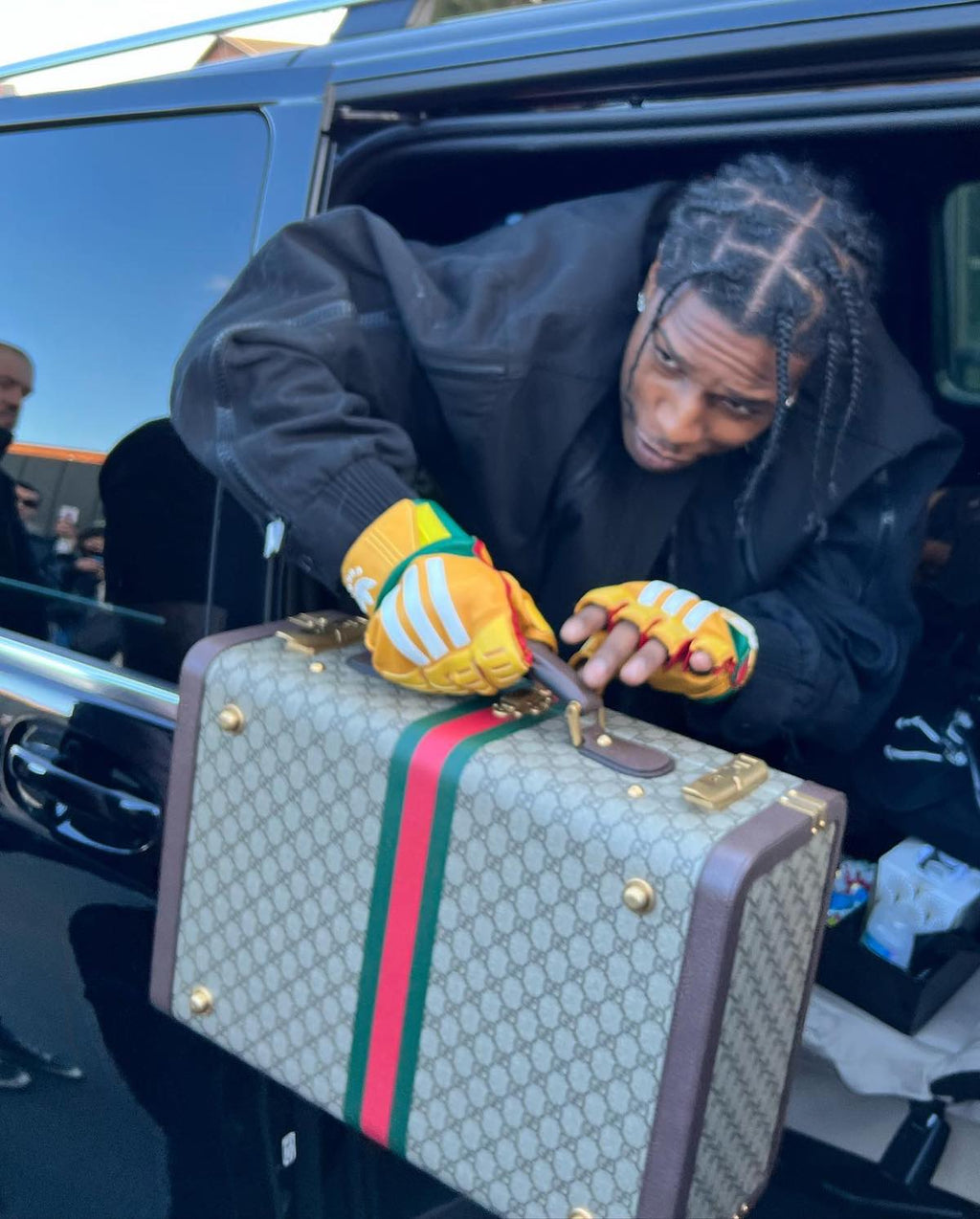 Gucci x Adidas Leather Gloves Bicolor