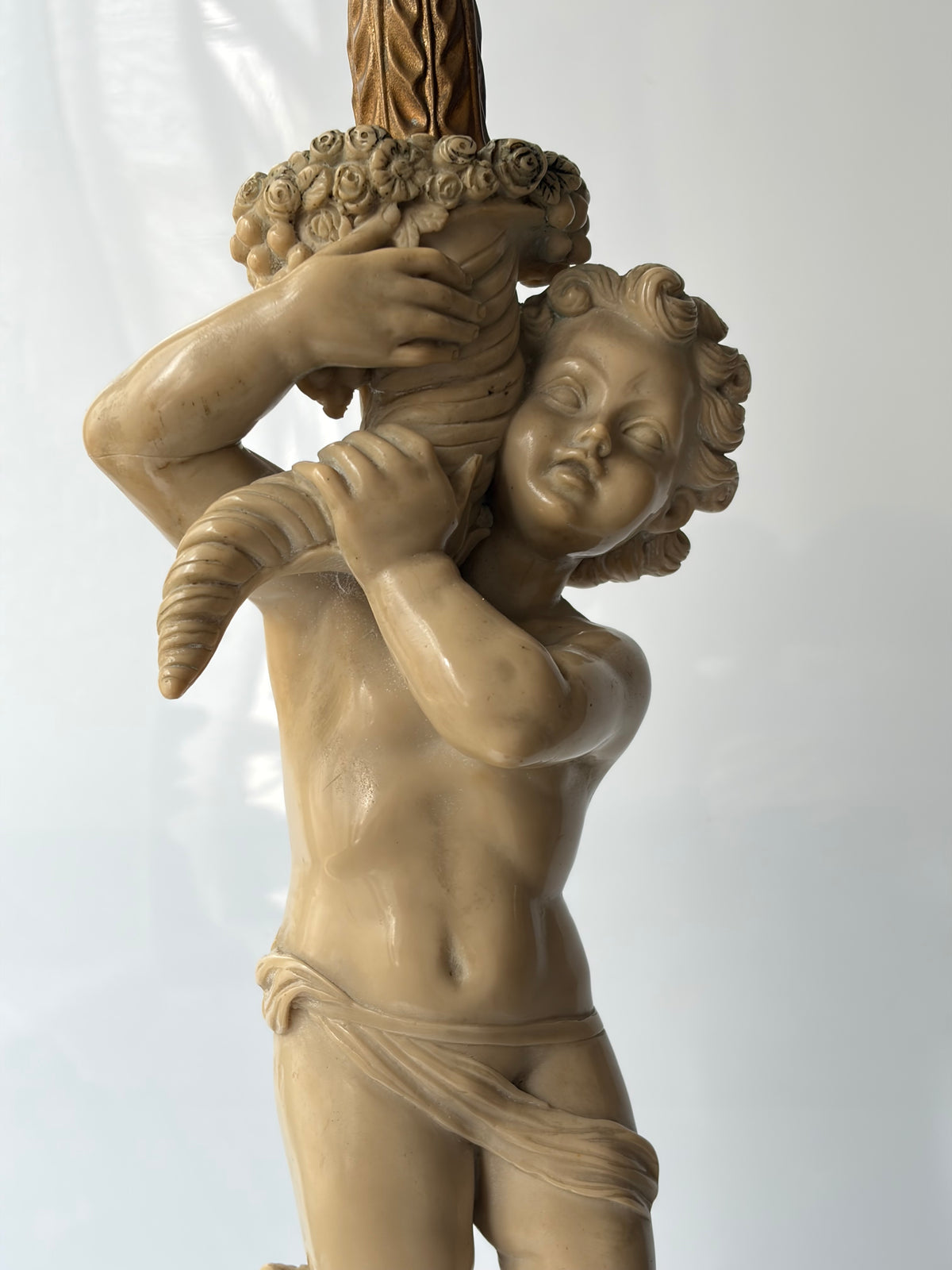 Candelabro “Putto” (APENAS SP CAPITAL)