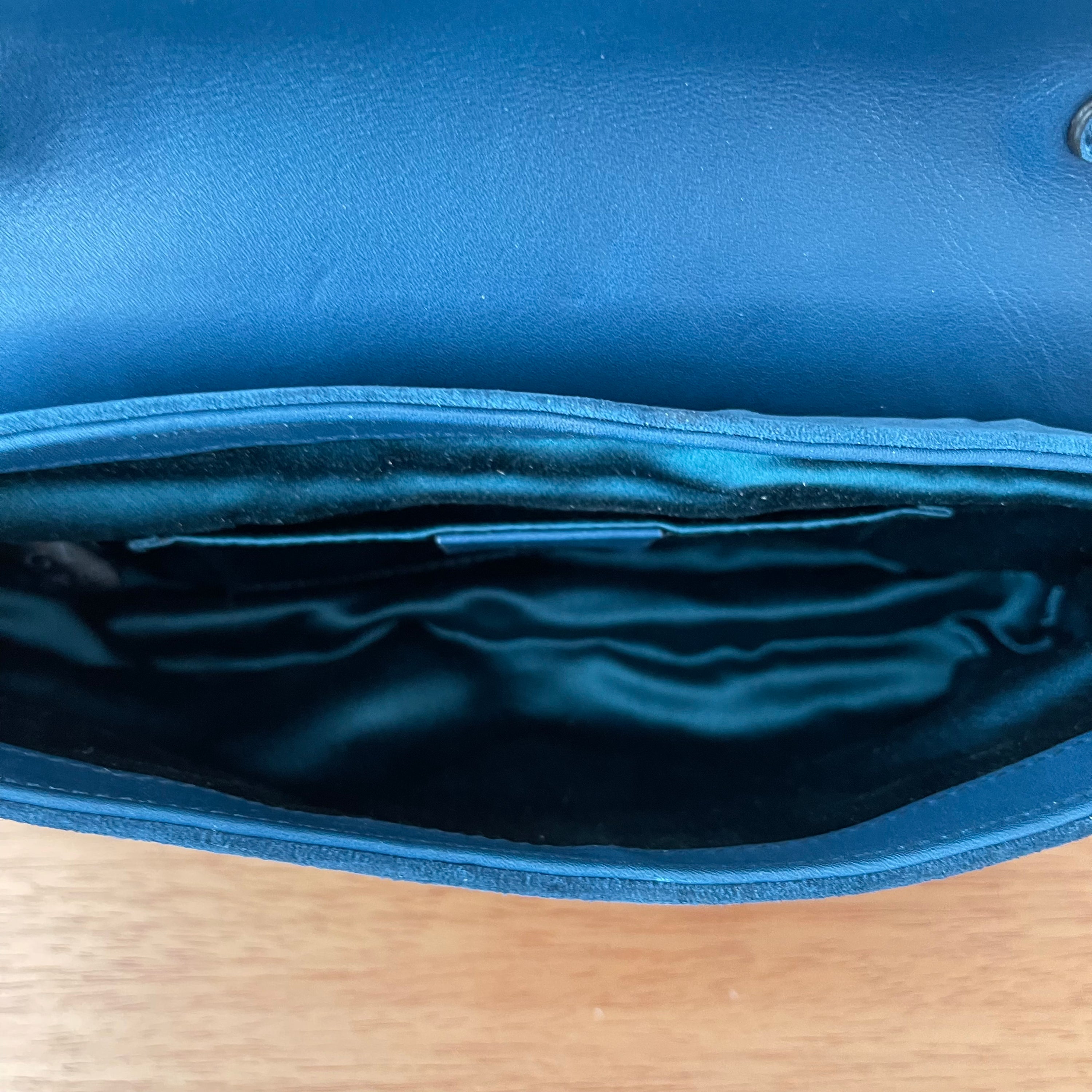 Gucci Suede Hysteria Babouska Shoulder Bag