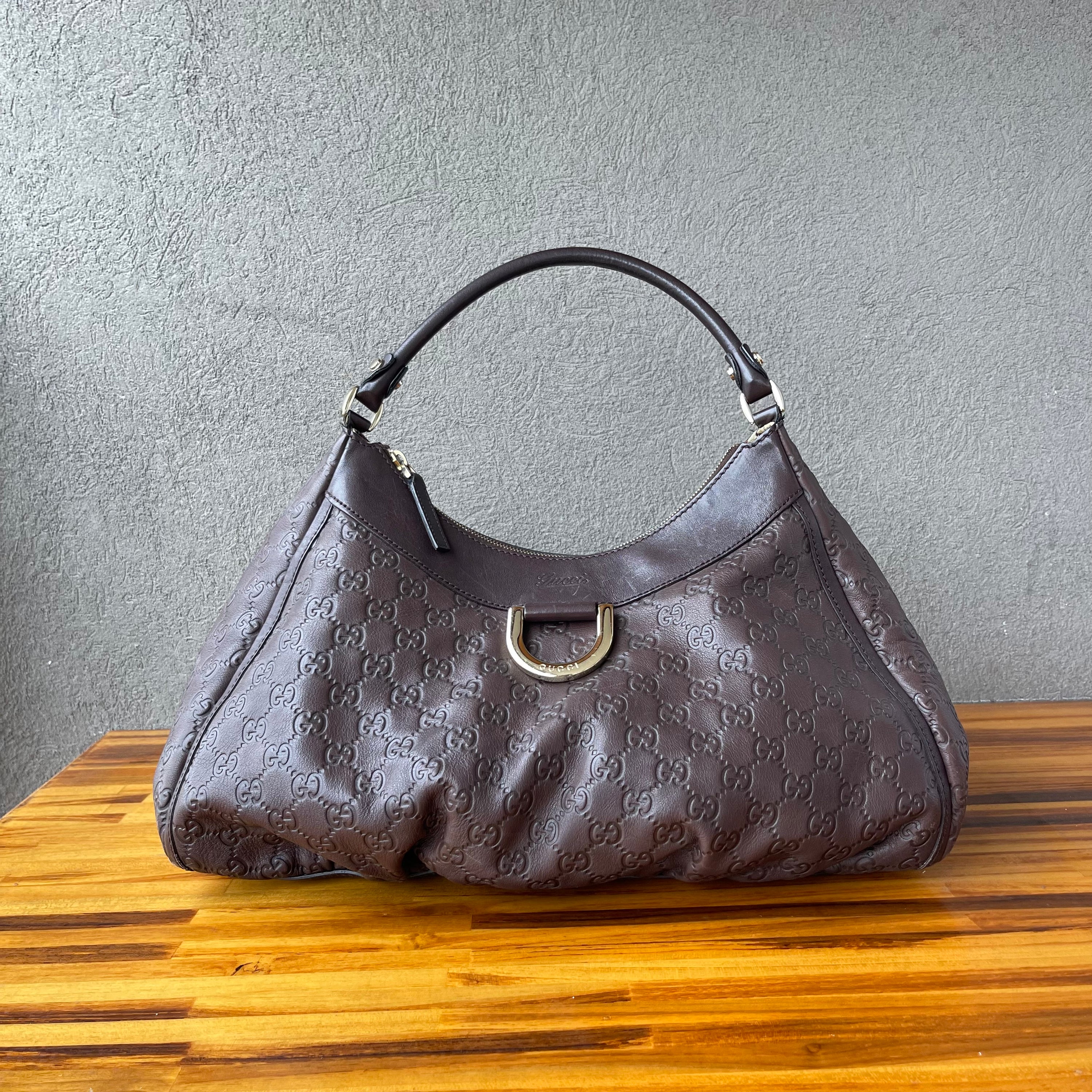 Gucci Leather Monogram Shoulder bag
