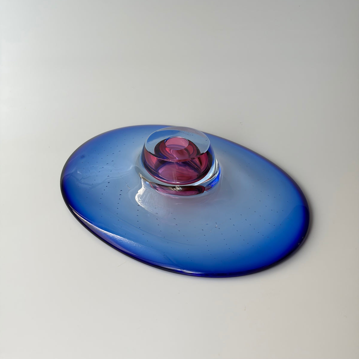 Kosta Boda Goran Warff Plate