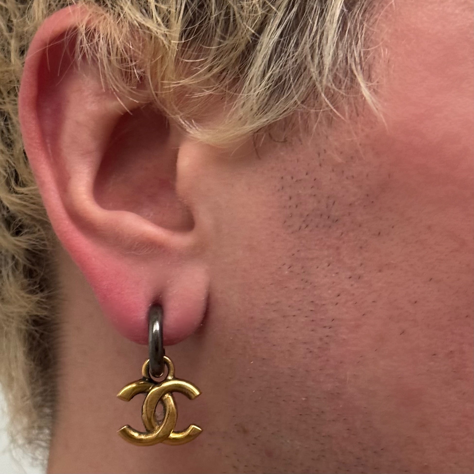 Chanel CC Earring