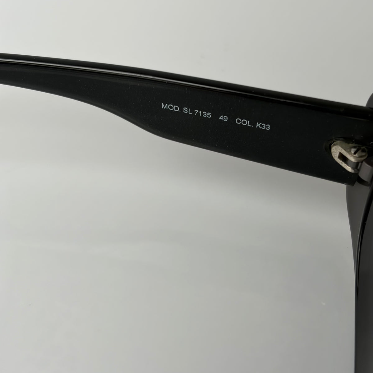 Fendi 7135 Gray Sunglasses