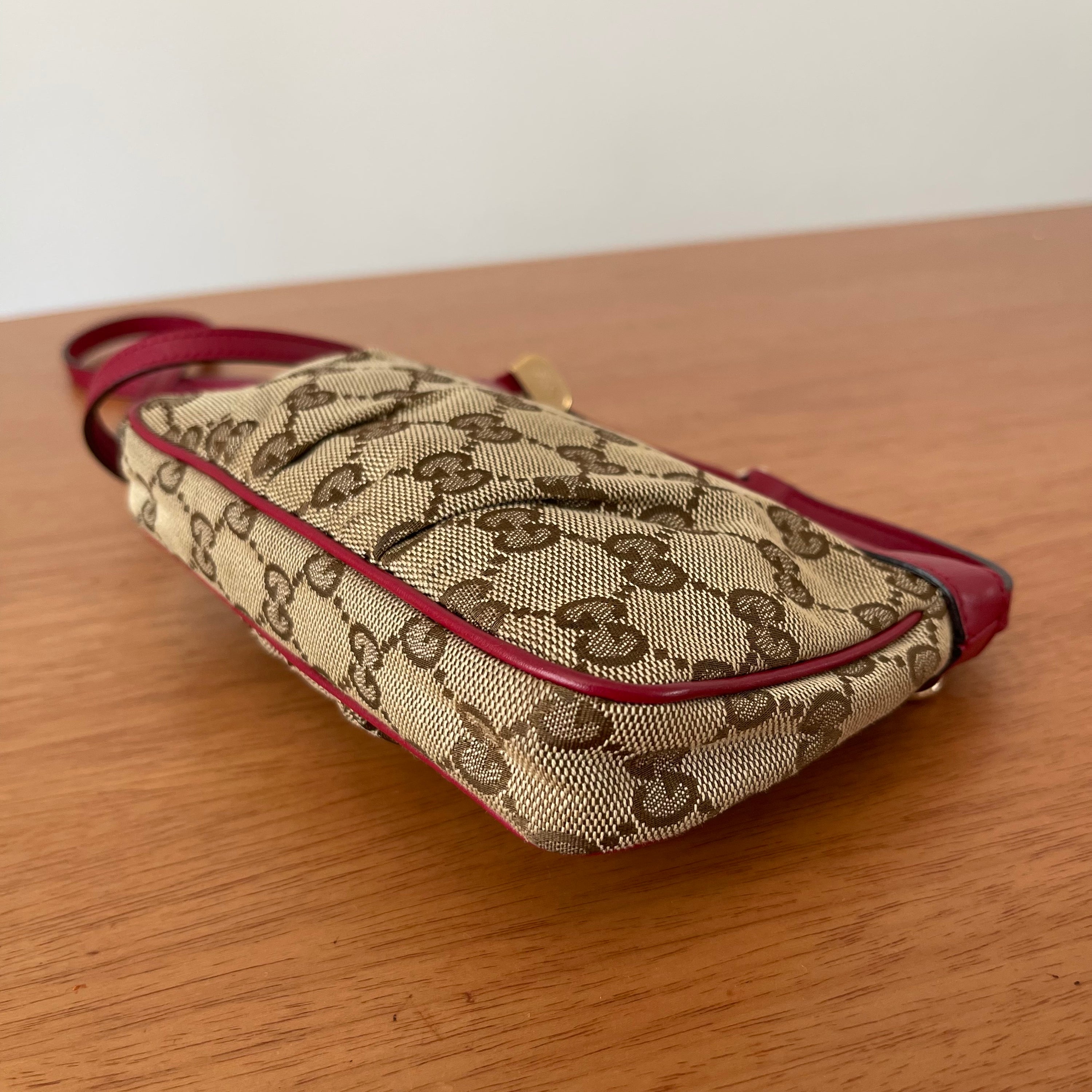 Gucci GG Monogram Supreme Crossbody Bag