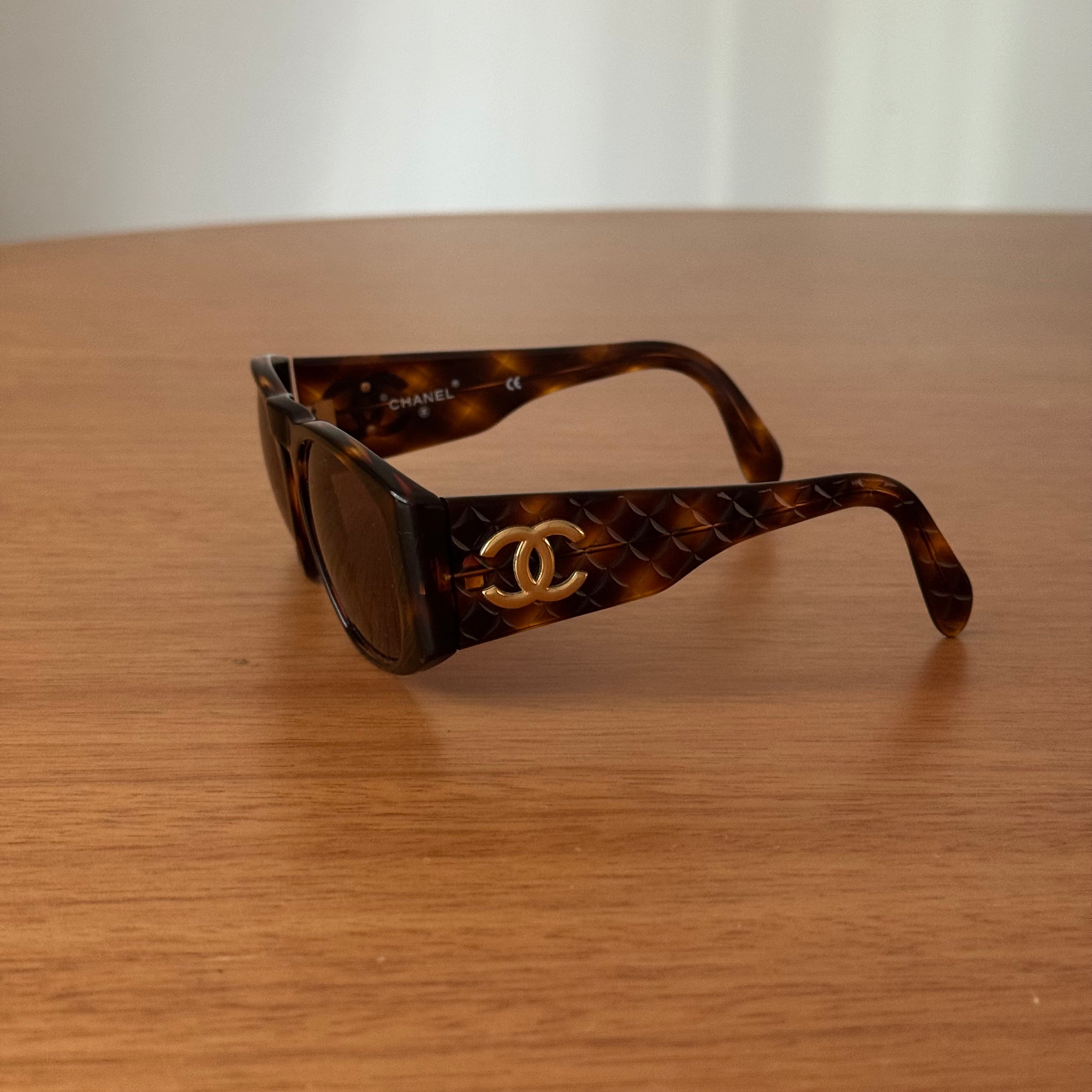 Chanel 01450 90s sunglasses