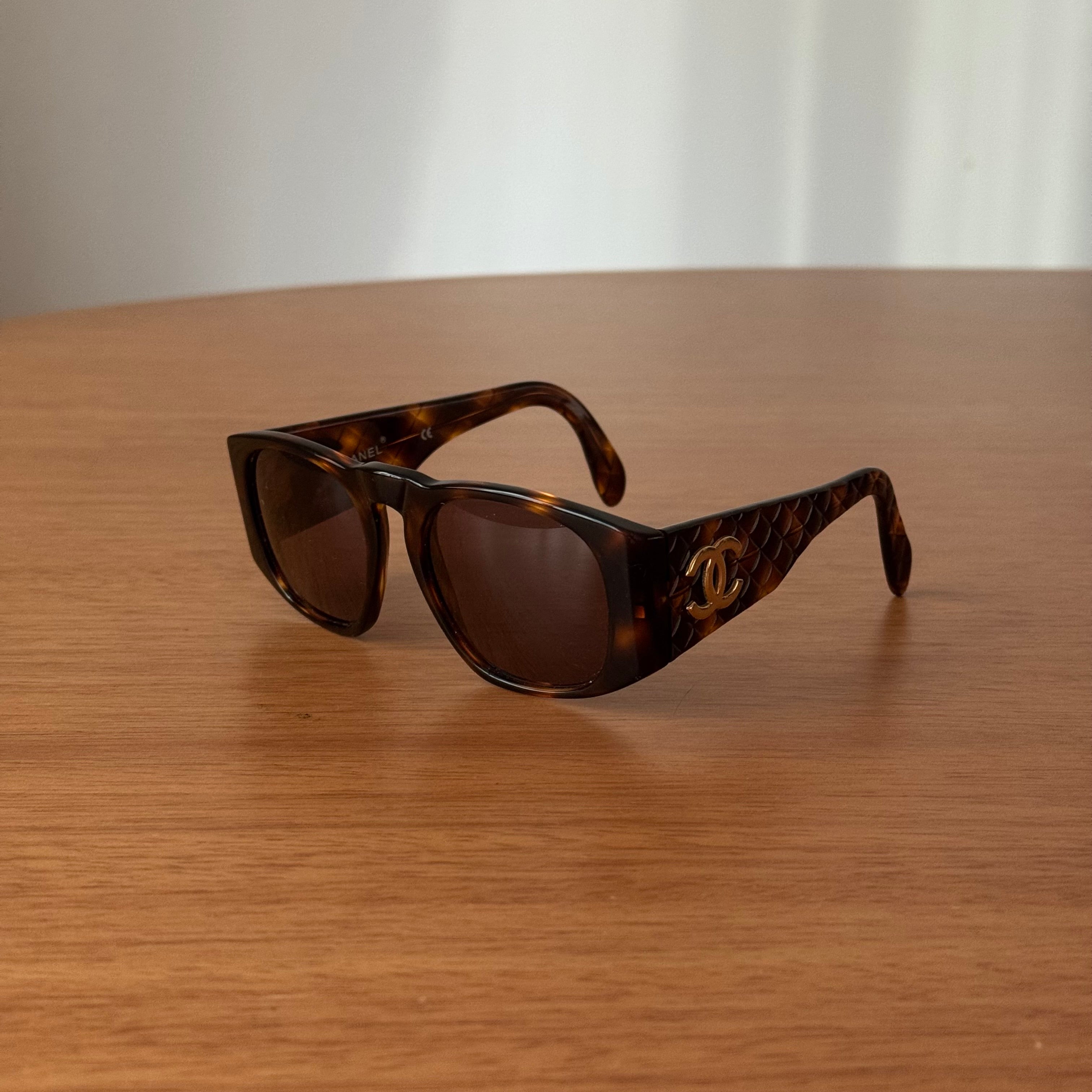 Chanel 01450 90s sunglasses