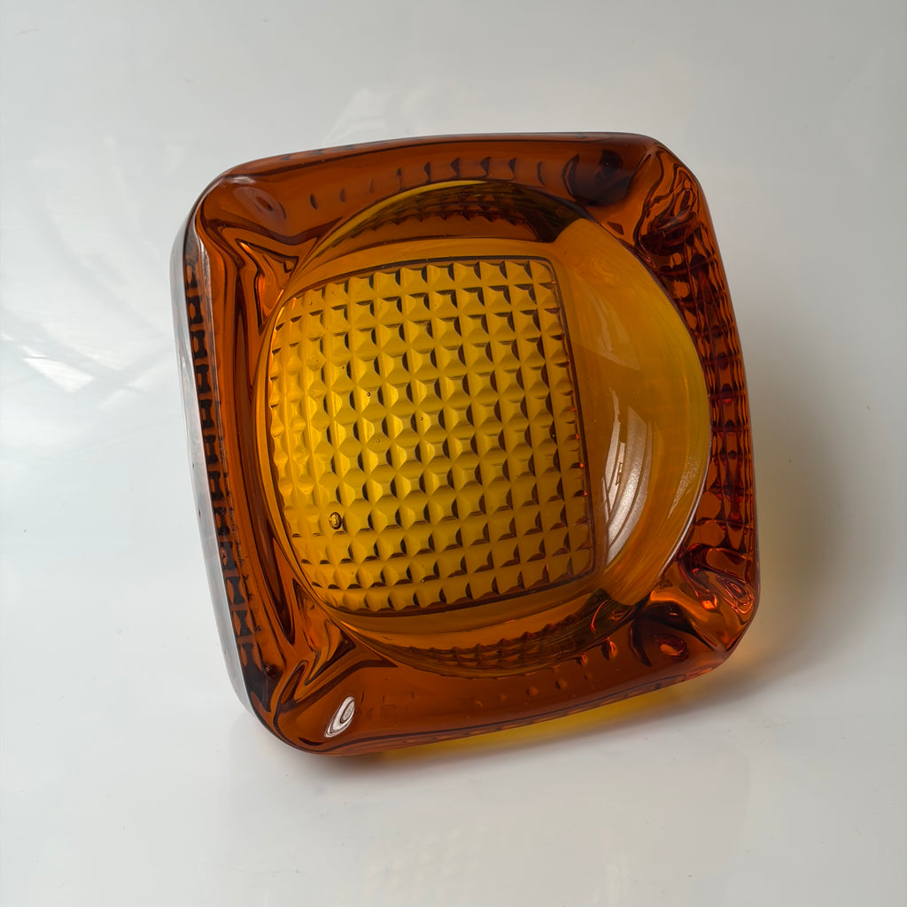 Cinzeiro Mid-century de vidro Ambar