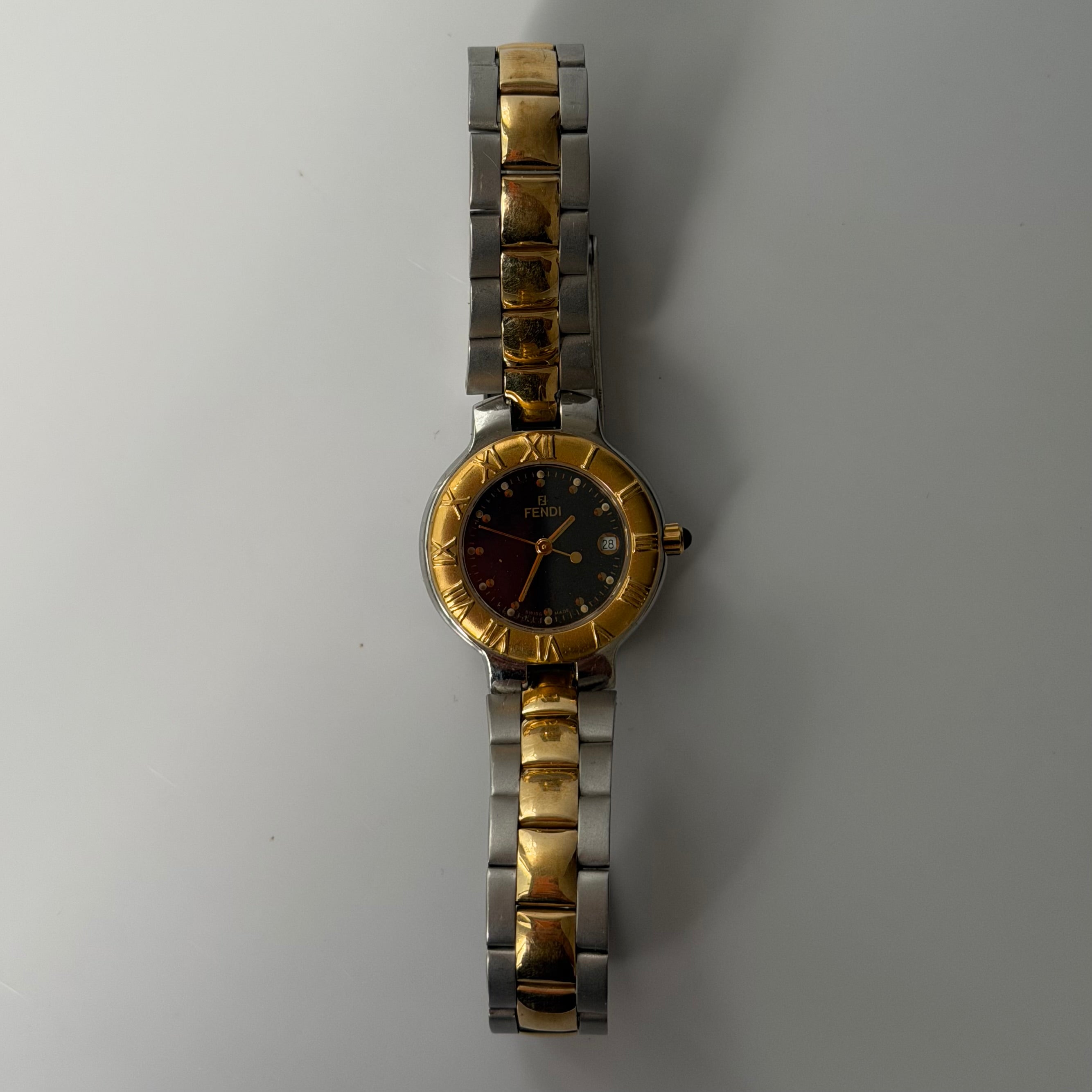 Fendi 900L Watch