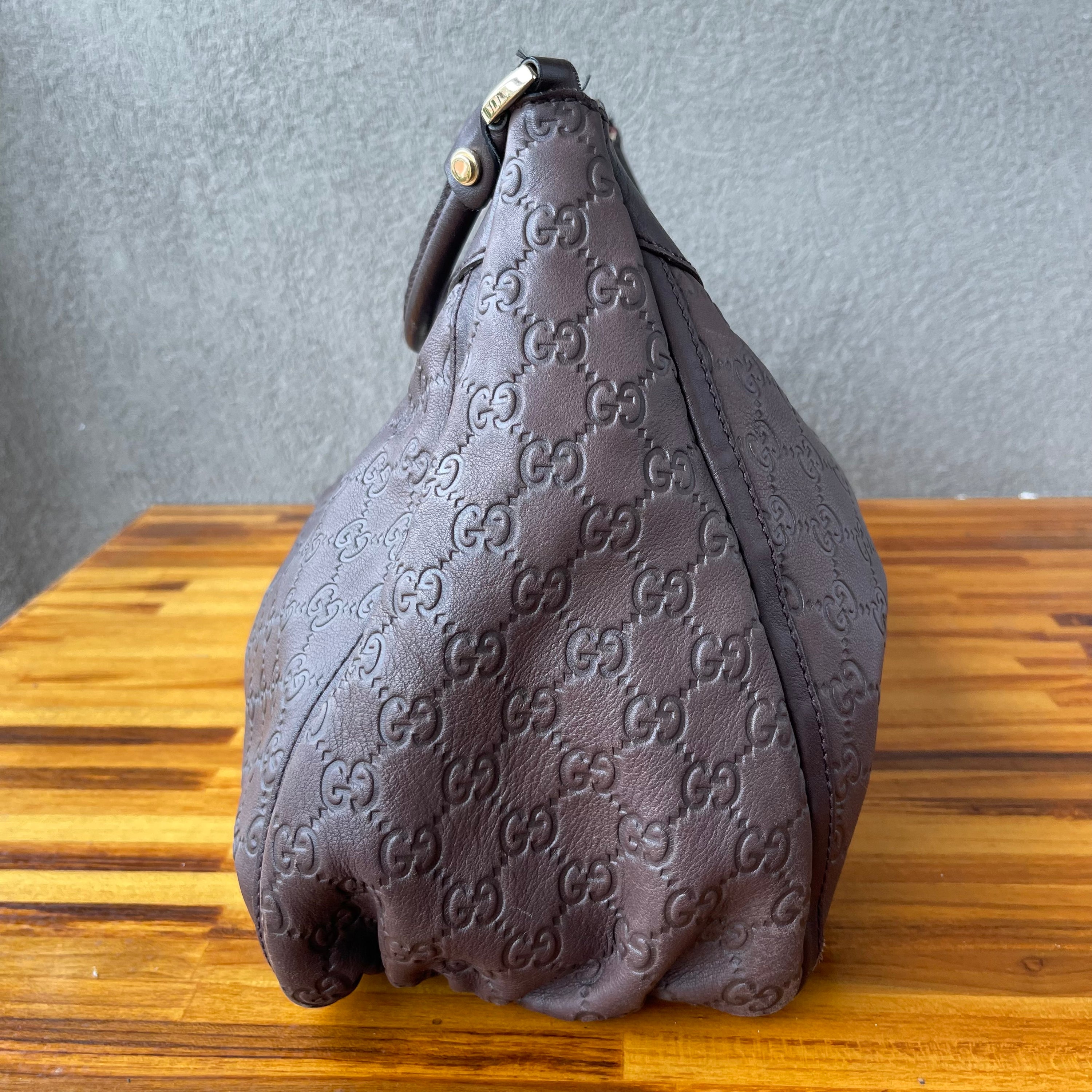 Gucci Leather Monogram Shoulder bag
