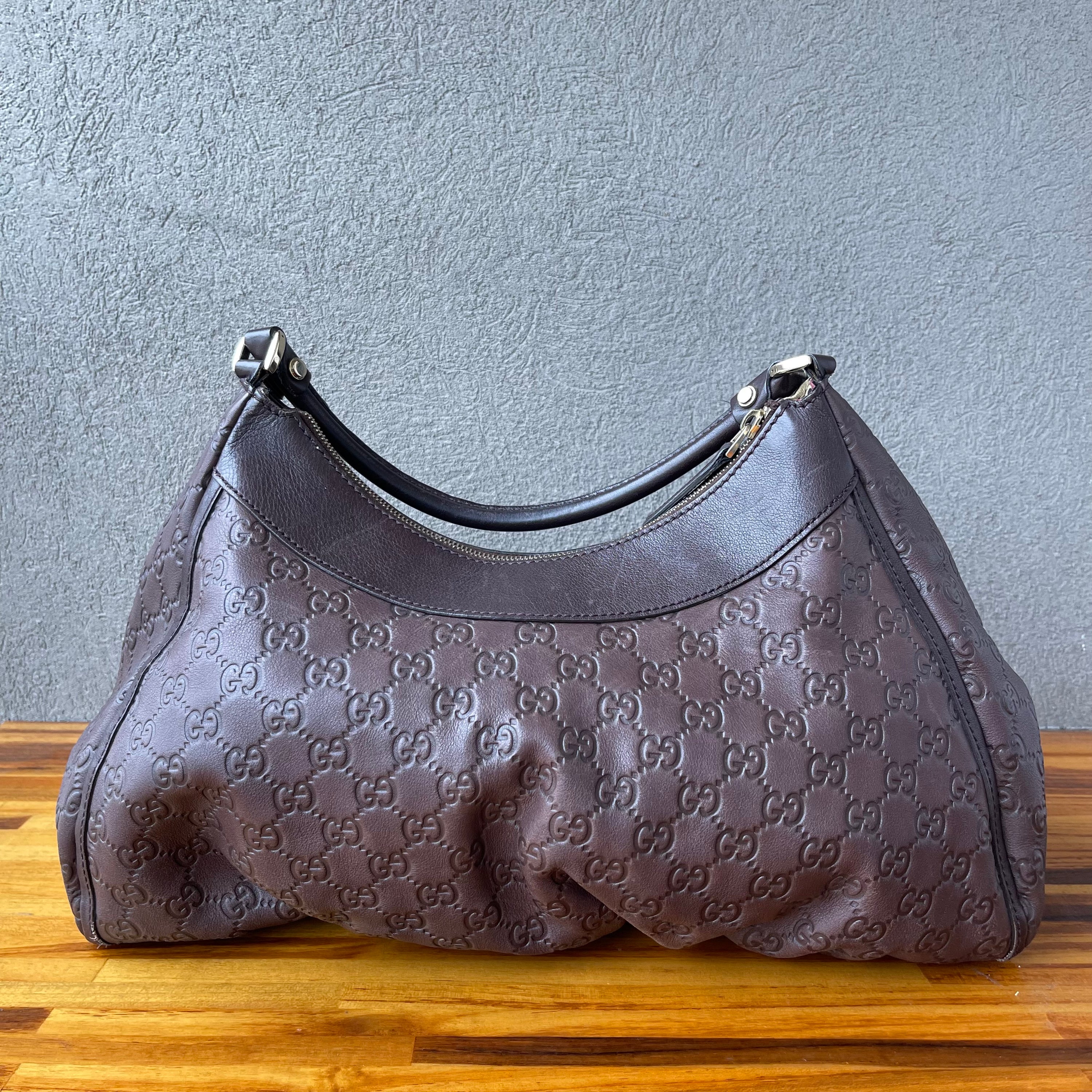 Gucci Leather Monogram Shoulder bag